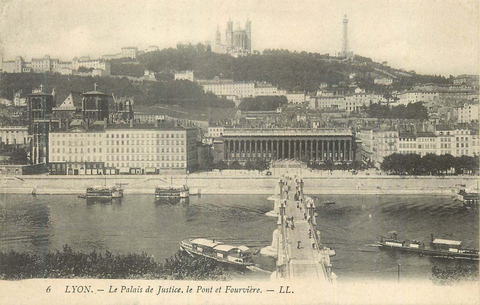 CPA Lyon Le Palais de Justice Le Pont et Fourviere