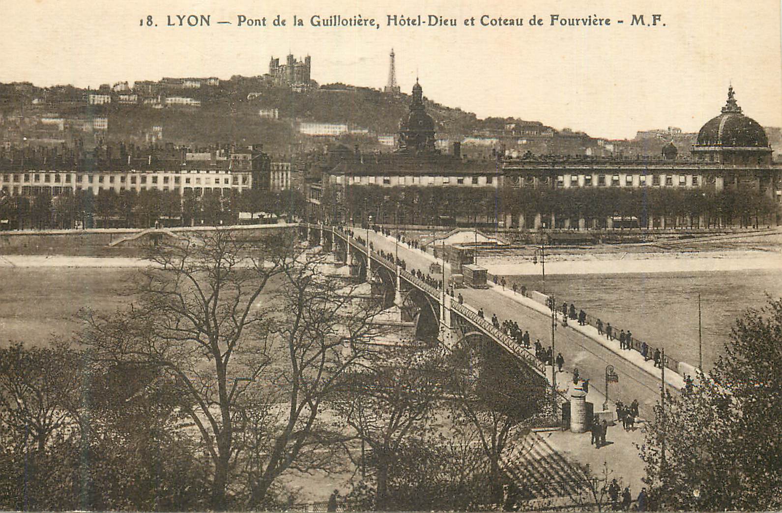 CPA Lyon Le Pont de la Guillotiere Hotel Dieu et Coteau de Fourviere