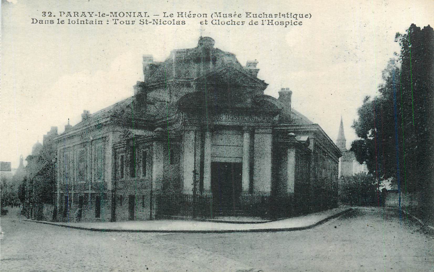 Paray-le-Monial — Le Hiéron (Musée Eucharistique) — Tour St-Nicolas et Clocher de l'Hospice