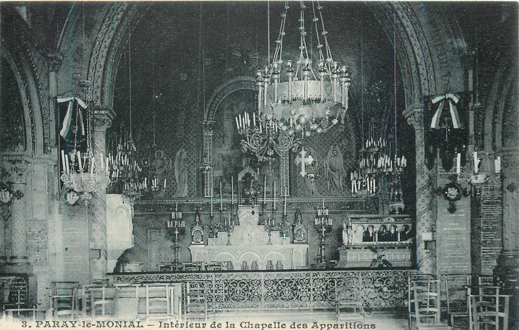 CPA Paray le Monial Interieur de la Chapelle des Apparitions