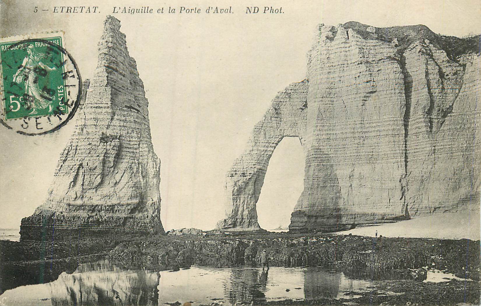 CPA Etretat L'Aiguille et la Porte d'Aval