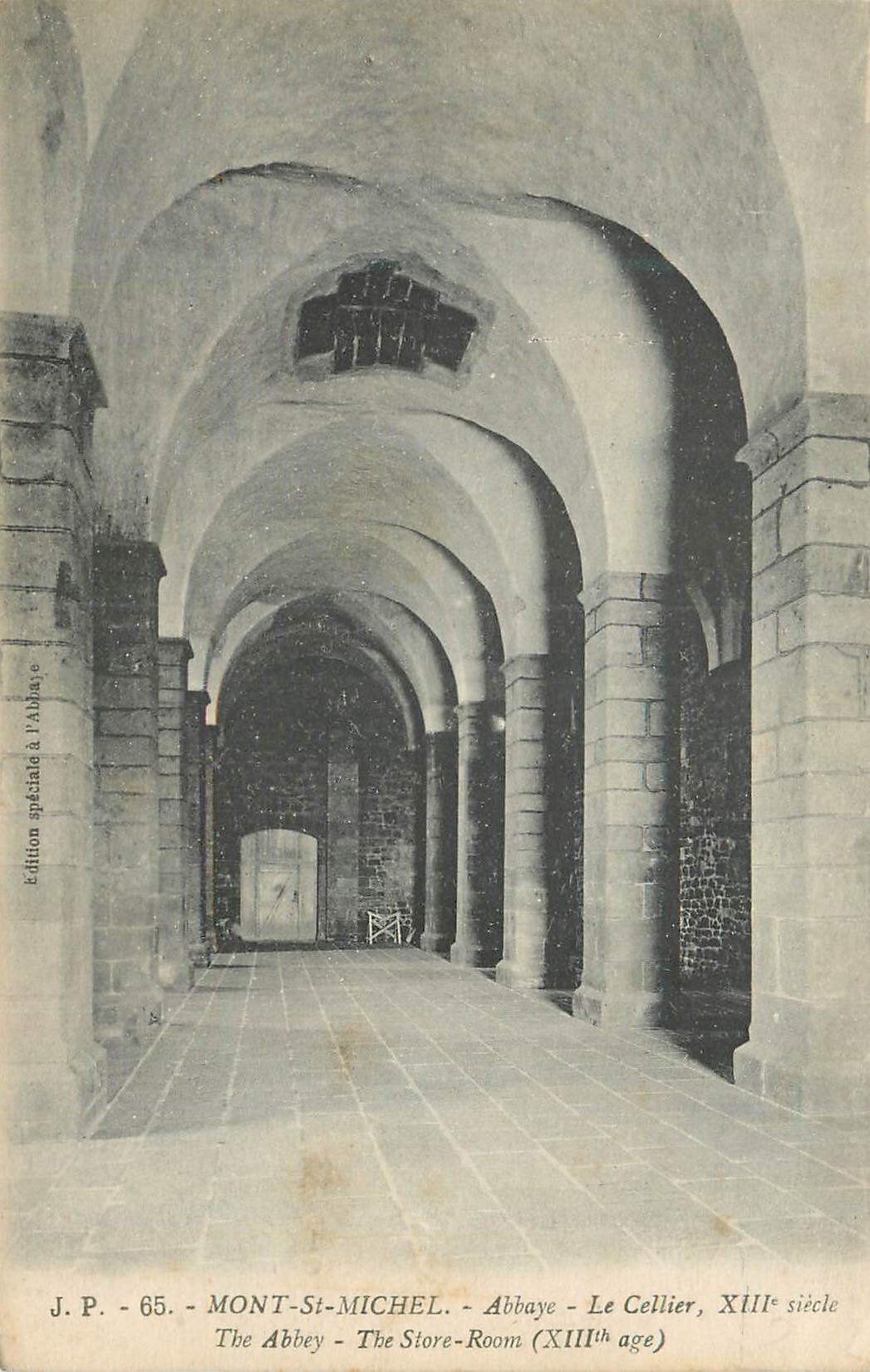 CPA Mont Saint Michel Abbaye Le Cellier XIIIe Siecle