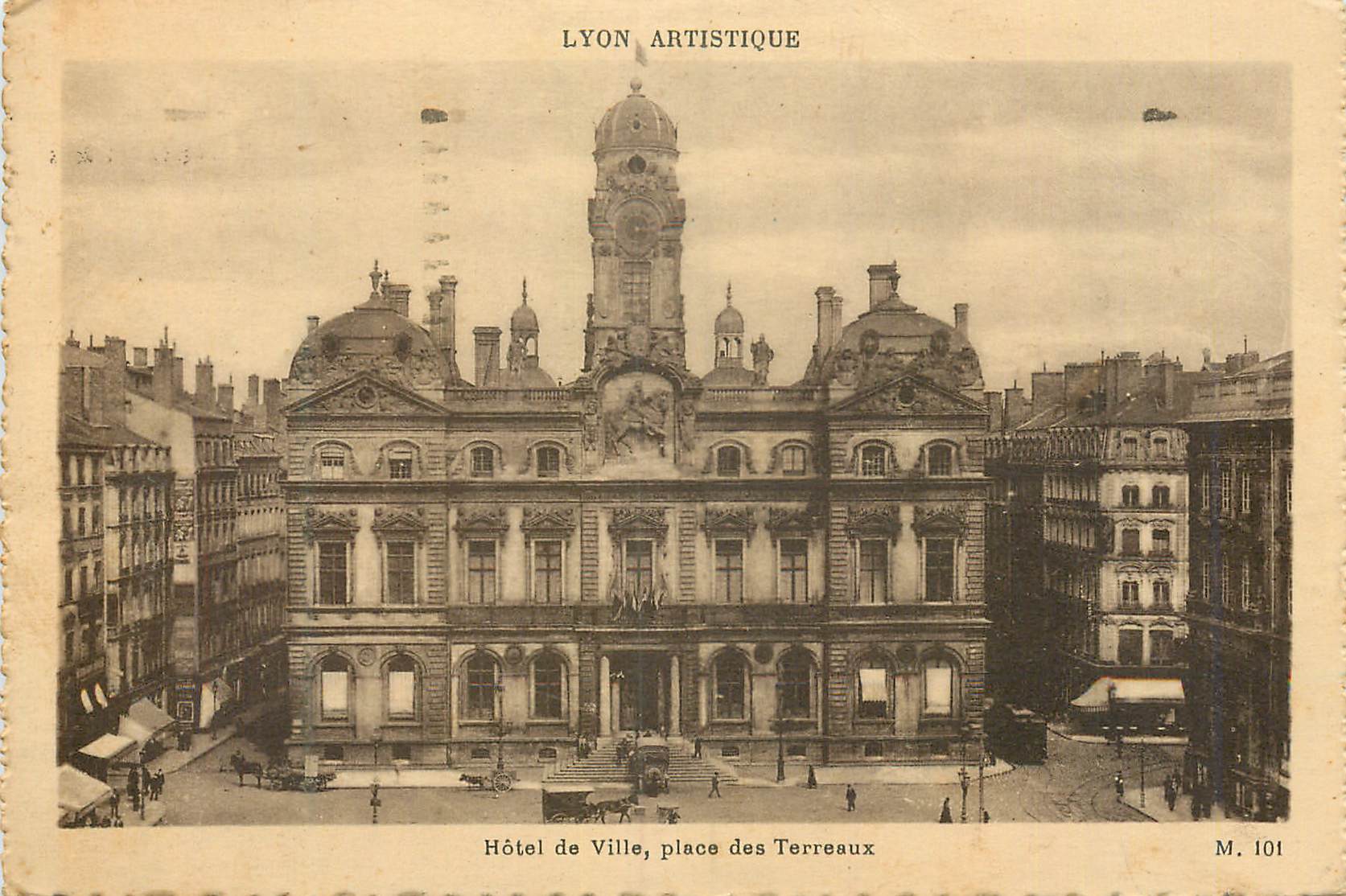 CPA Lyon Artistique Hotel de Ville place des Terreaux