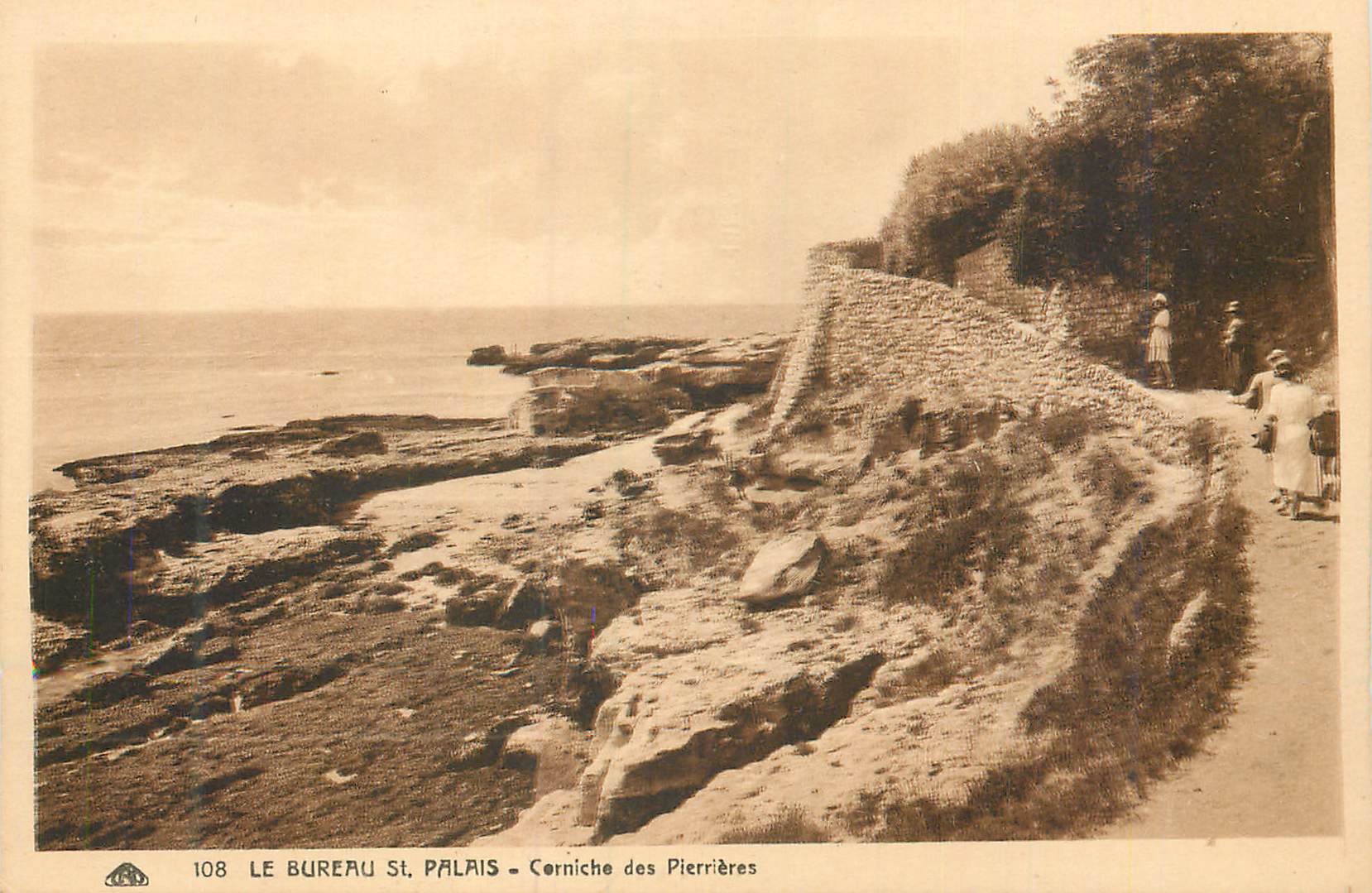 CPA Le Bureau St Palais Corniche des Pierrieres