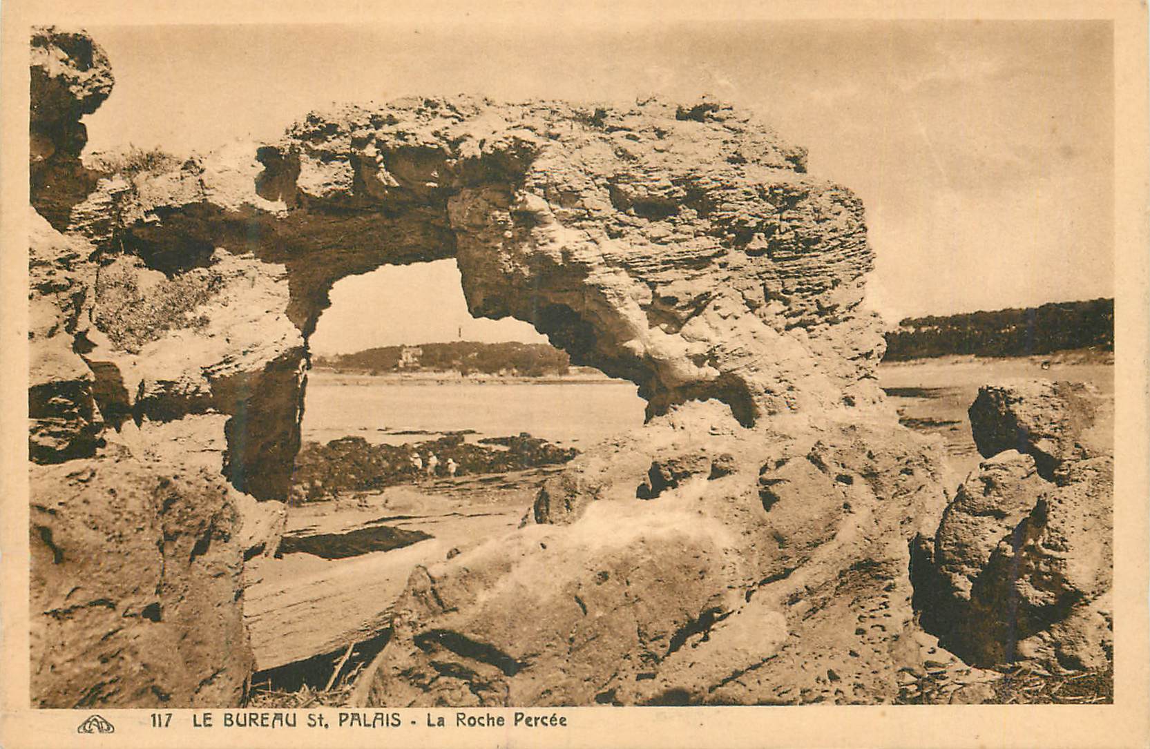 Le Bureau St. Palais - La Roche Percée — éditeur inconnu, n° de série 117
