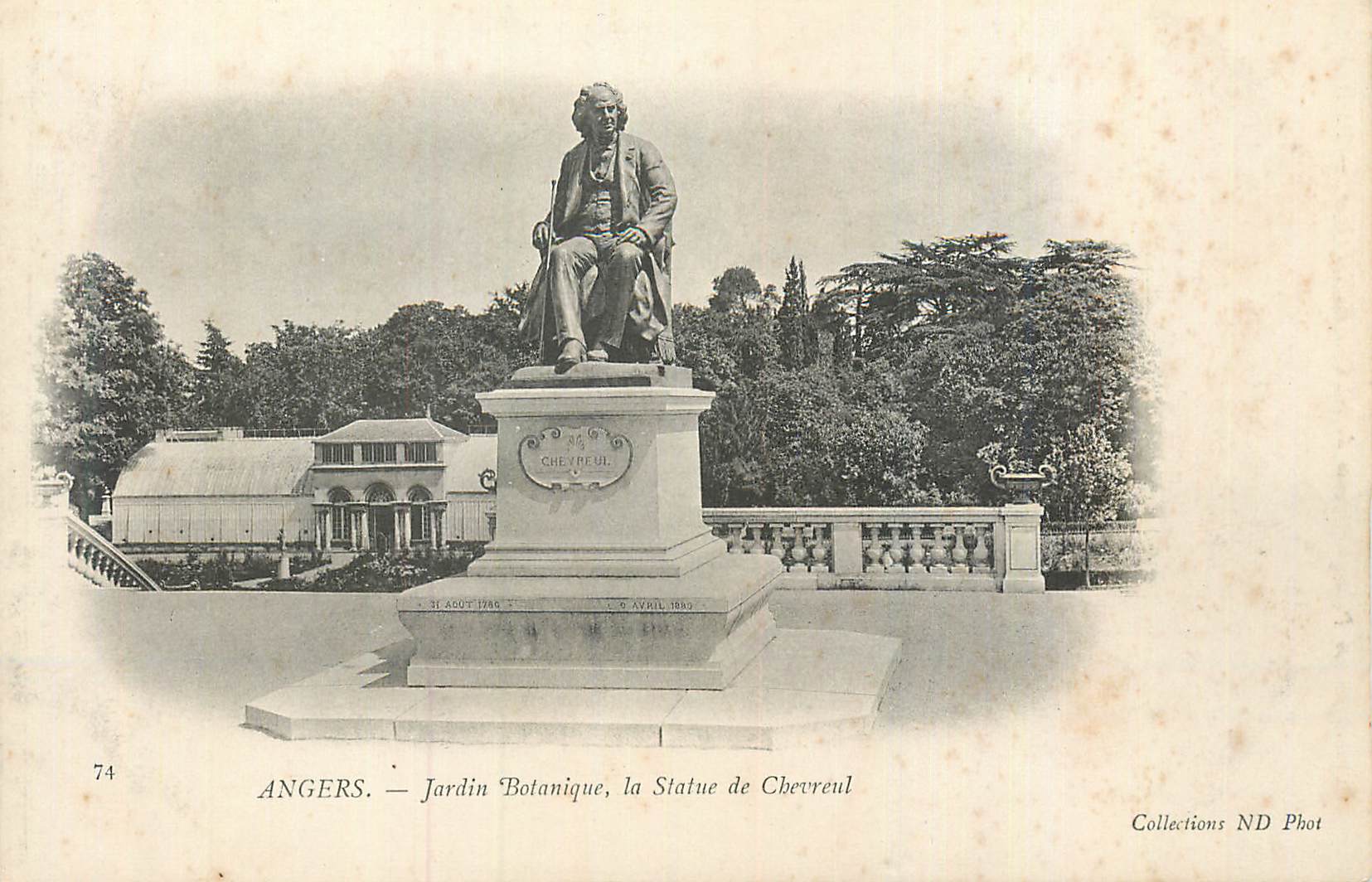 CPA Angers Jardin Botanique La Statue de Chevreul (carte 1900)