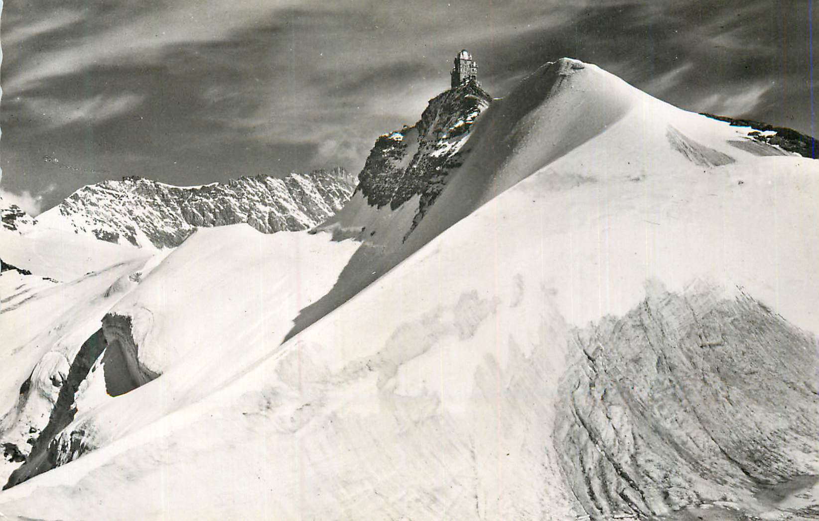 CPM Jungfrau Joch Sphinxgipfel (3572 m) mit Meteorologischem Observatorium