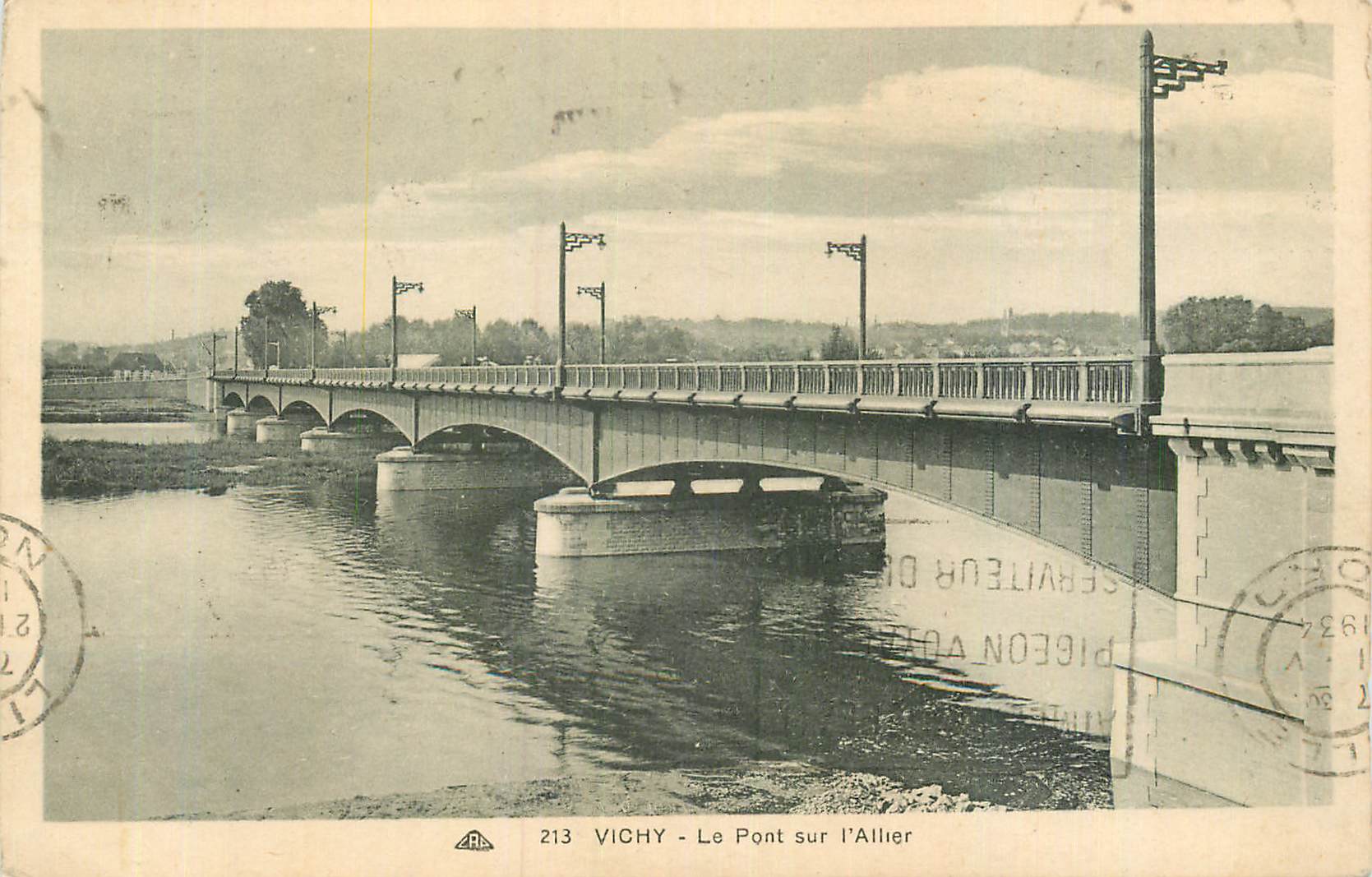 CPA Vichy Le Pont sur l'Allier