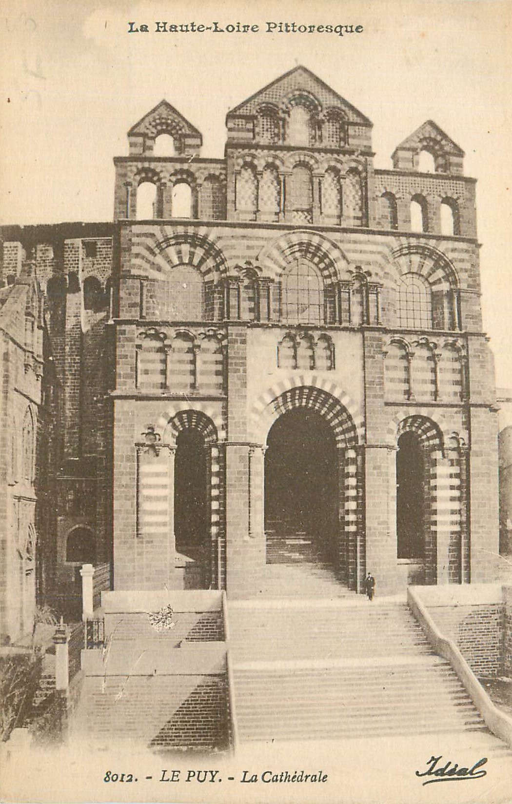 Le Puy - La Cathédrale — La Haute-Loire Pittoresque — Idéal, n° 8012