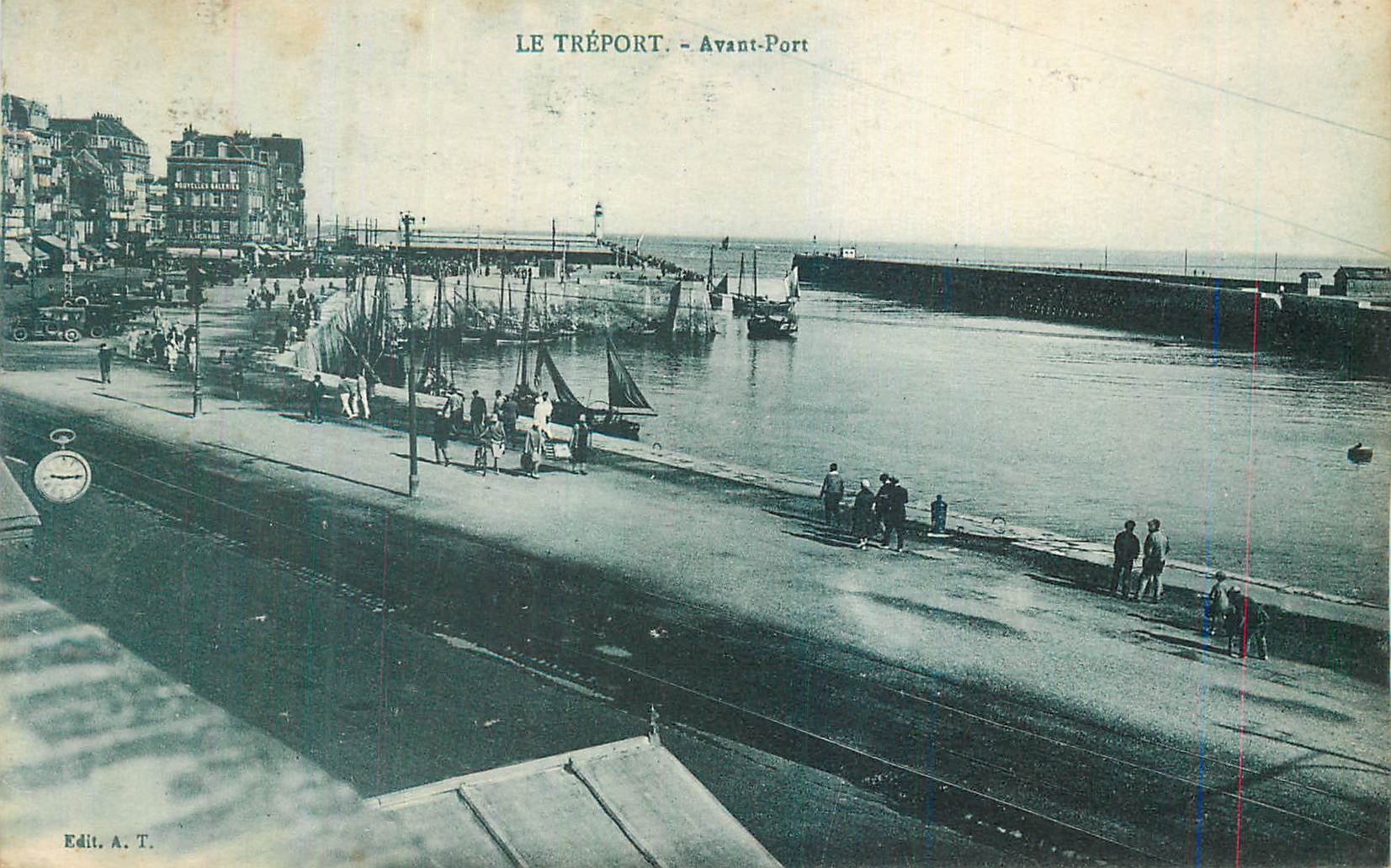 CPA Le Treport Avant Port Bateaux