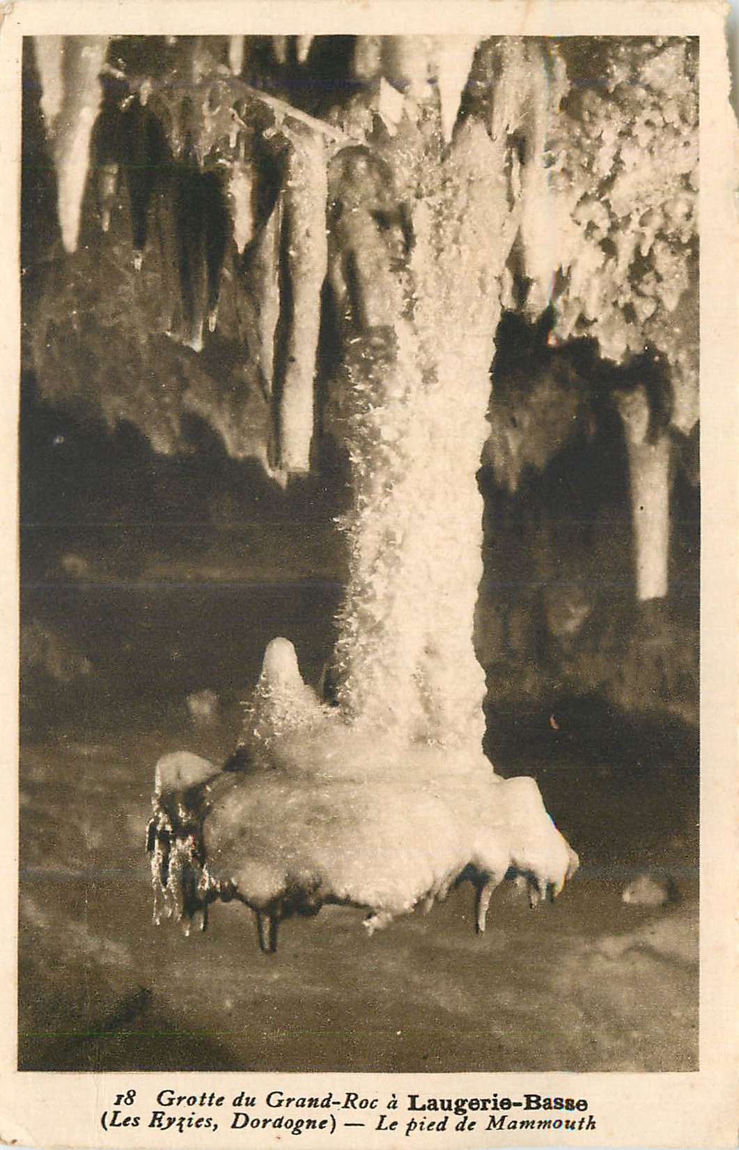 Höhle von Grand-Roc in Laugerie-Basse — Das Mammuthfuß — Les Ryziès, Dordogne