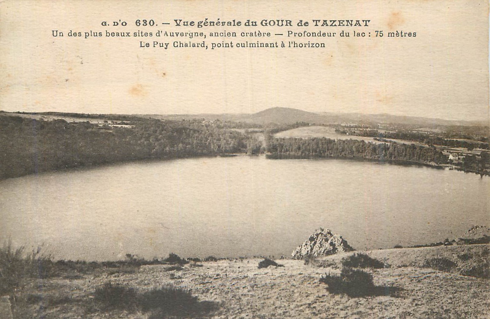 Gour de Tazenat — Vue générale — a.d'o 630