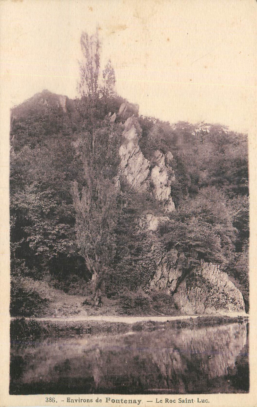 CPA Environs de Fontenay Le Roc Saint Luc