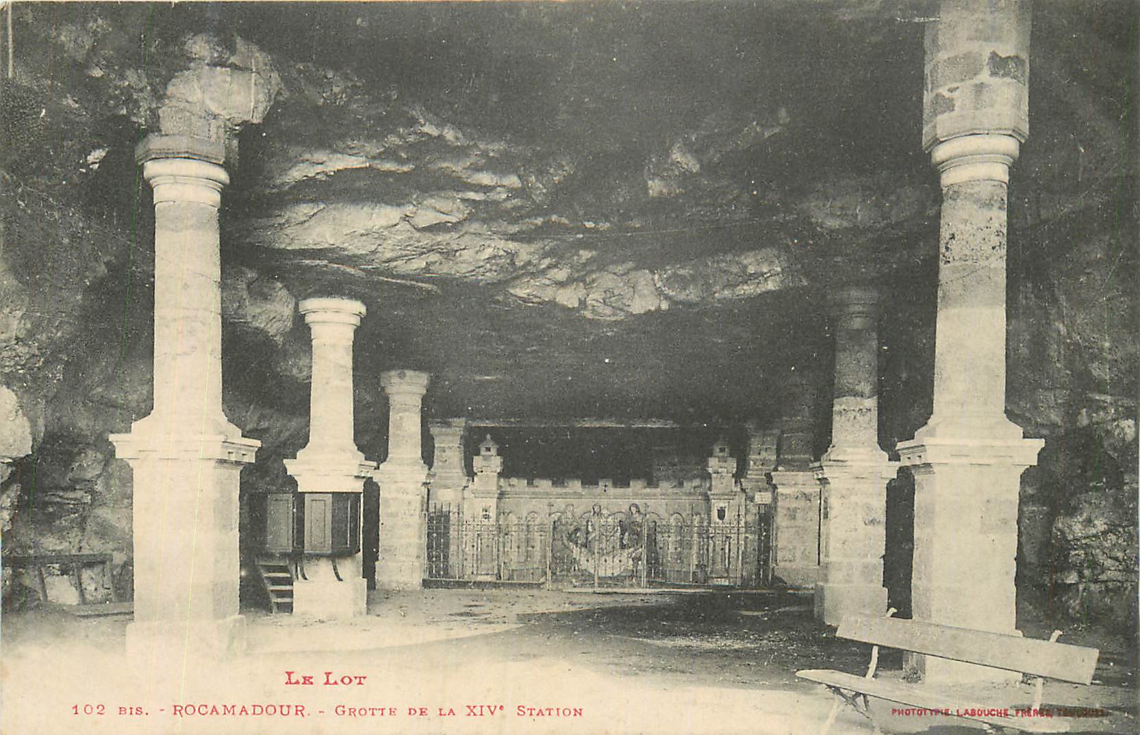 CPA Rocamadour Le Lot Grotte de la XIVe Station