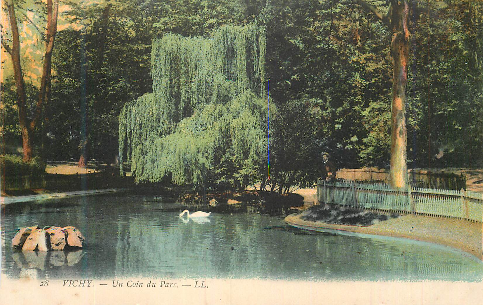 CPA Vichy Un Coin du Parc