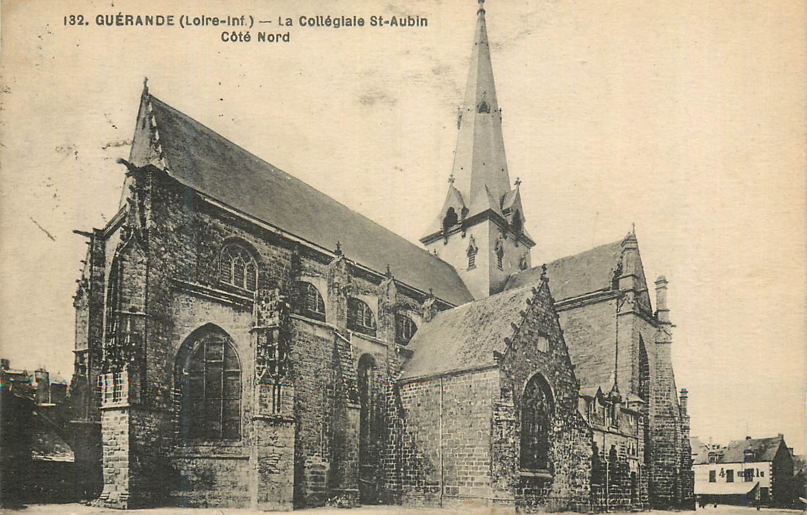 CPA Guerande (Loire Inf) La Collegiale St Aubin Cote Nord