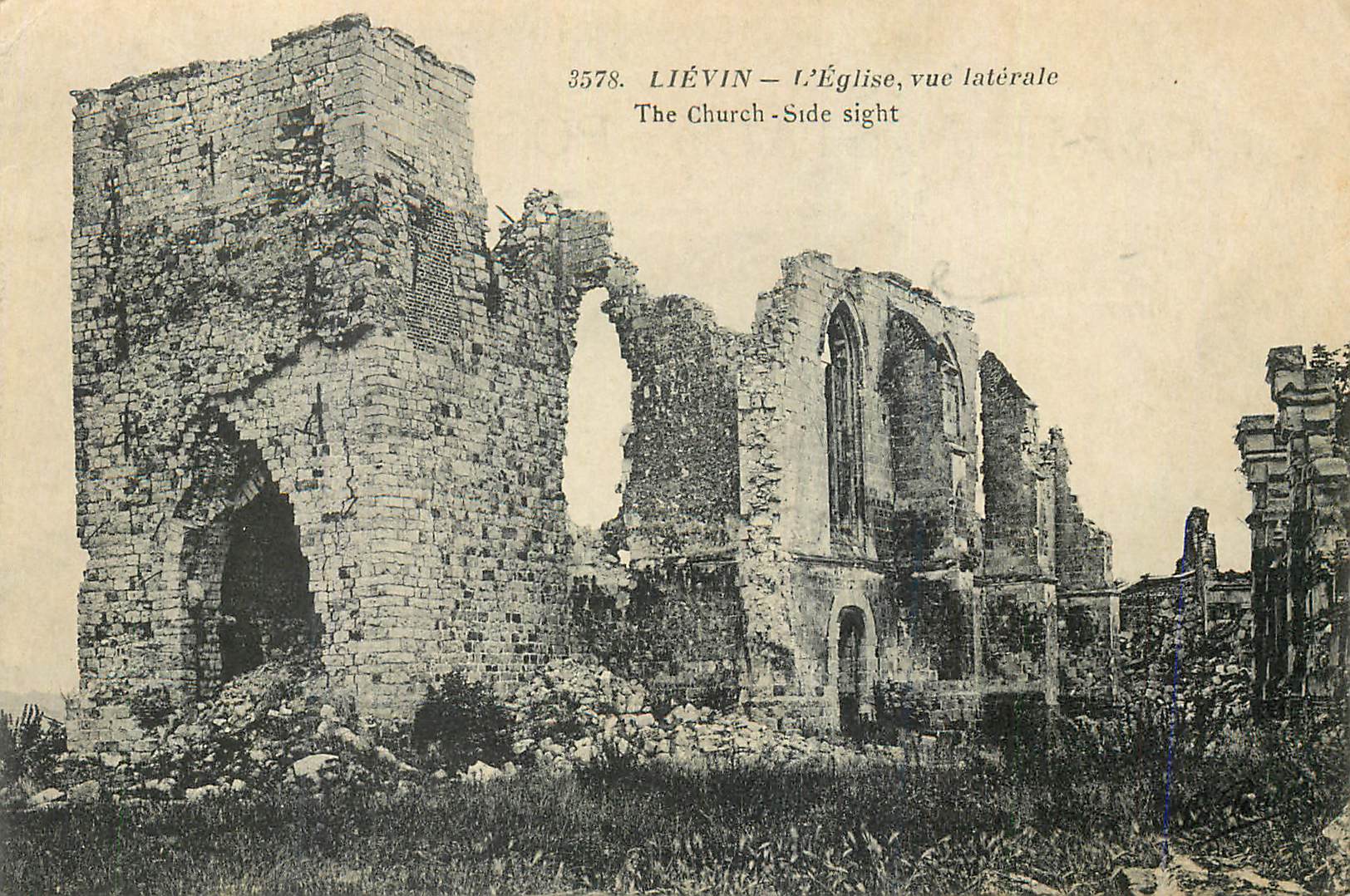CPA Lievin l'Eglise Vue Laterale