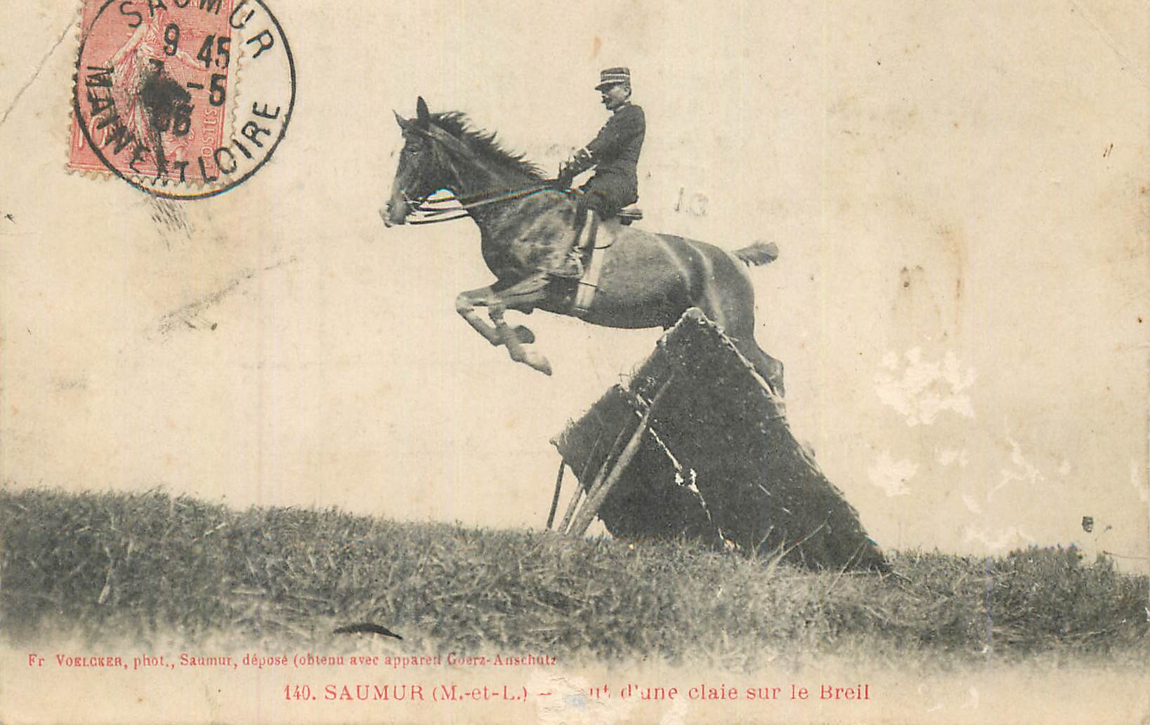 CPA Saumur (M et L) Cheval Militaria