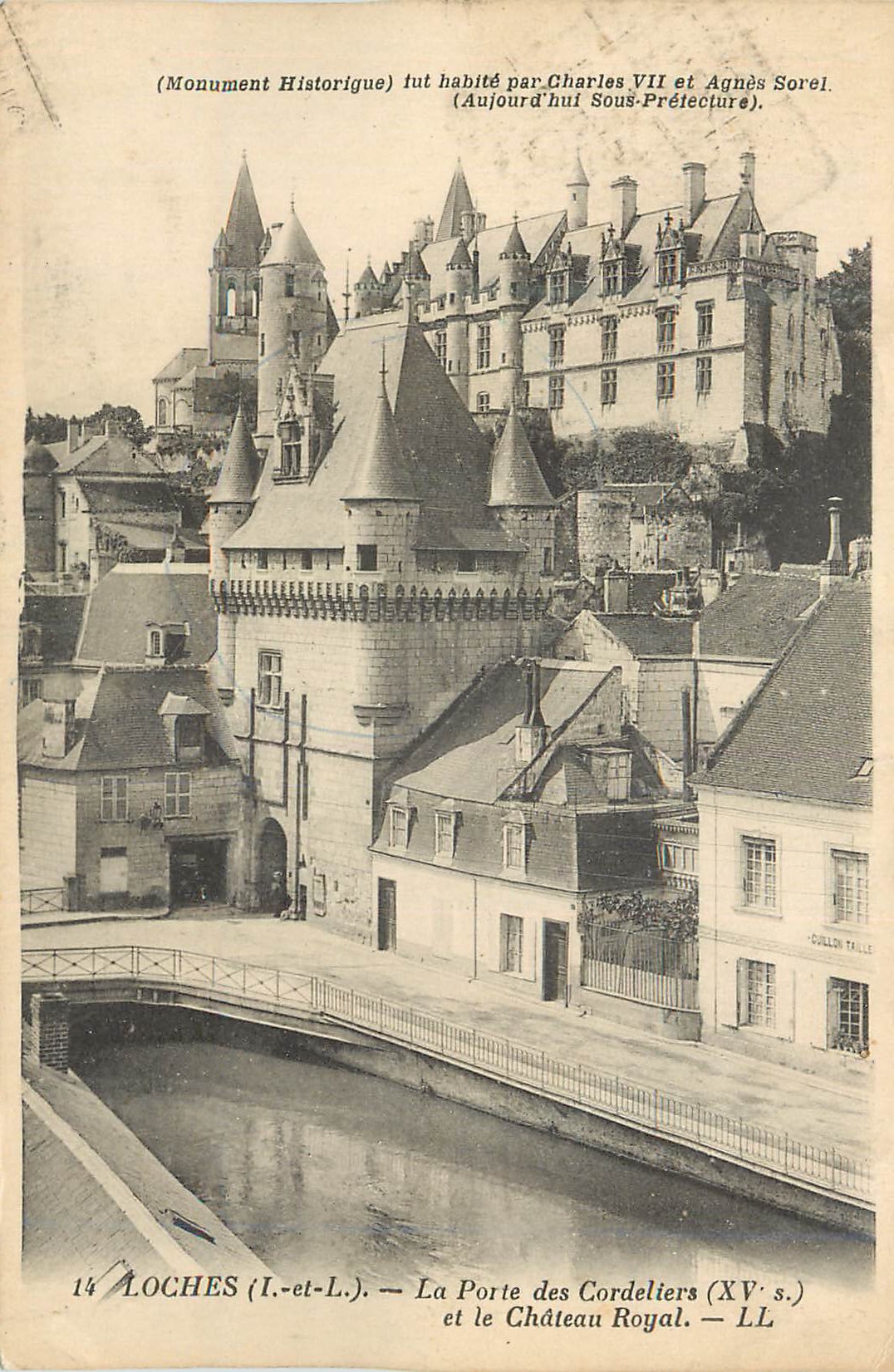 CPA Loches (I et L) La Porte des Cordeliers (XVe S) et le Chateau Royal