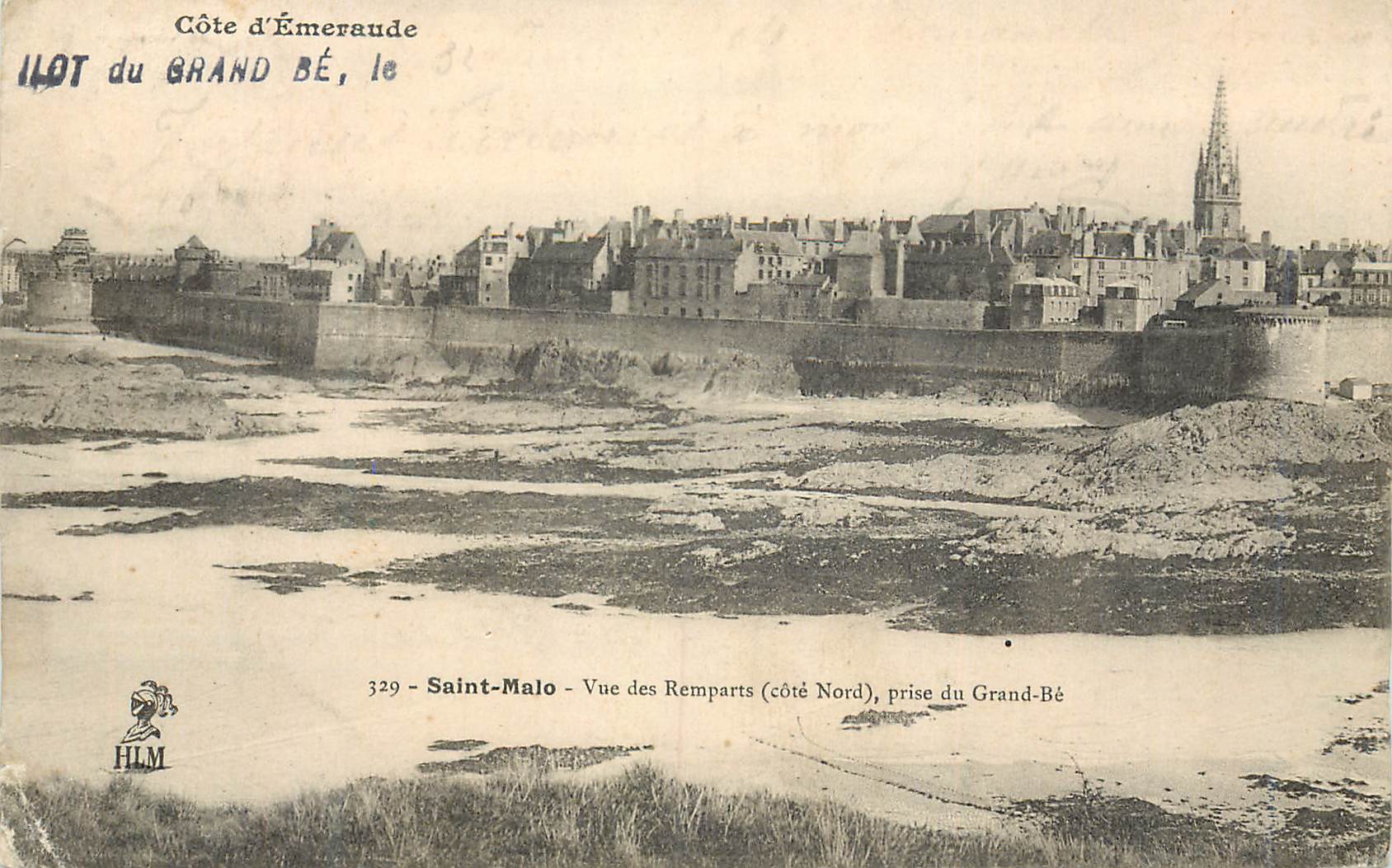 CPA Saint Malo Cote d'Emeraude Vue des Rempartss (Cote Nord) prise du Grand Be Cachet Convoyeur St Malo a Rennes