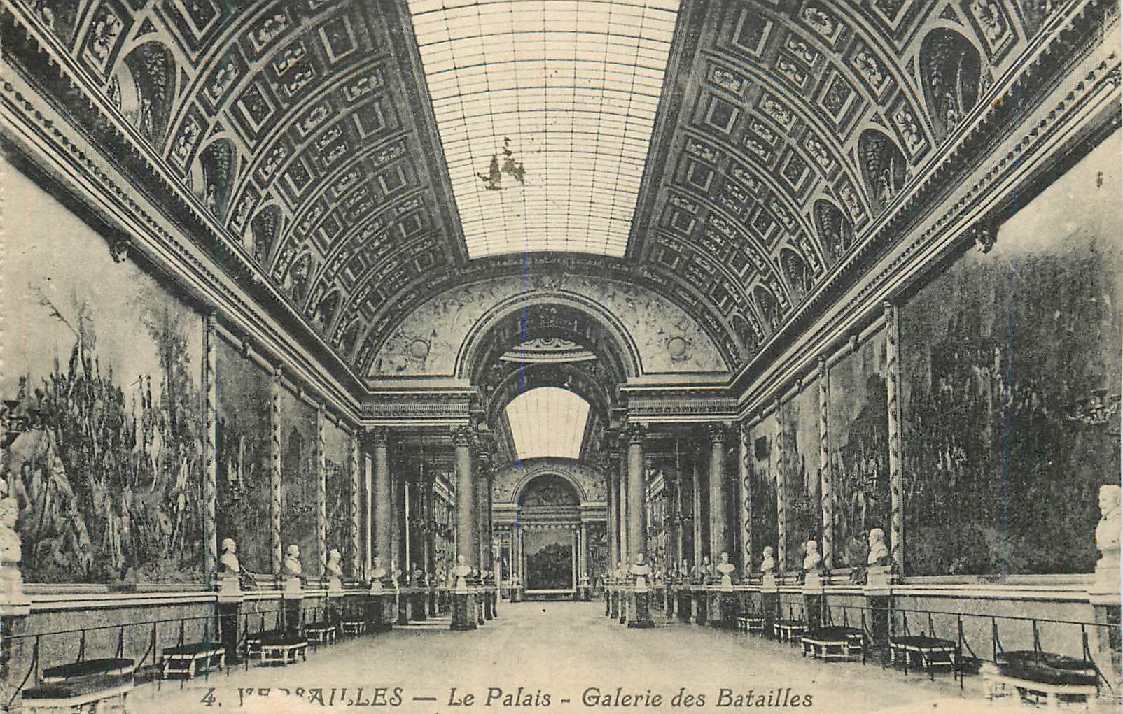 CPA Versailles Le Palais Galerie des Batailles