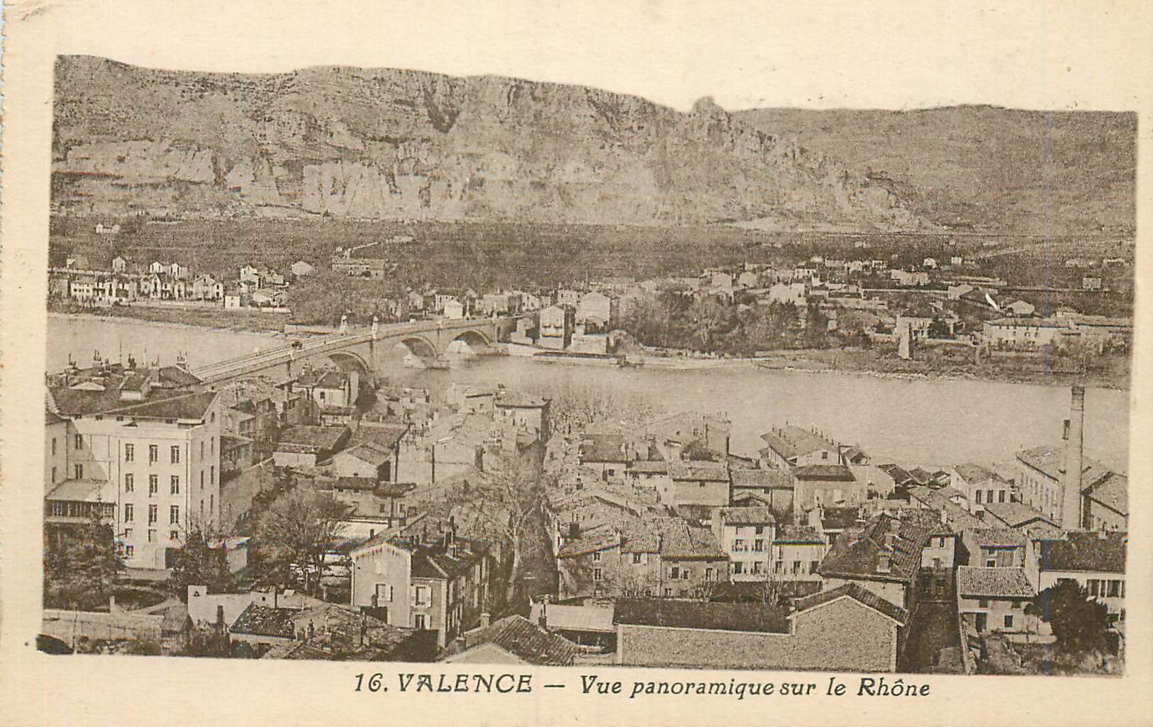 CPA Valence Vue Panoramique sur le Rhone