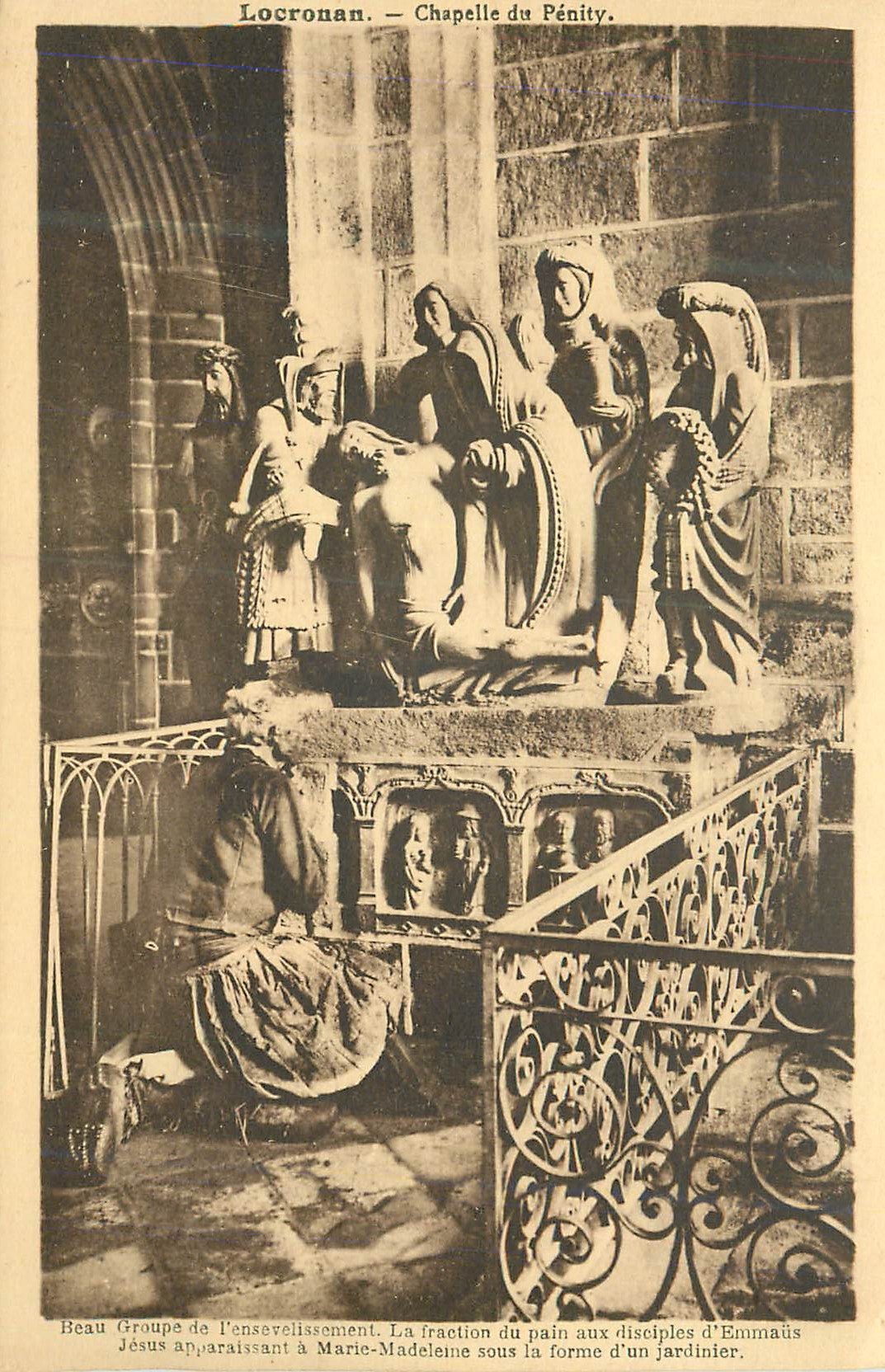 CPA Locronan Chapelle du Penity  Beau groupe de l'ensevelissement