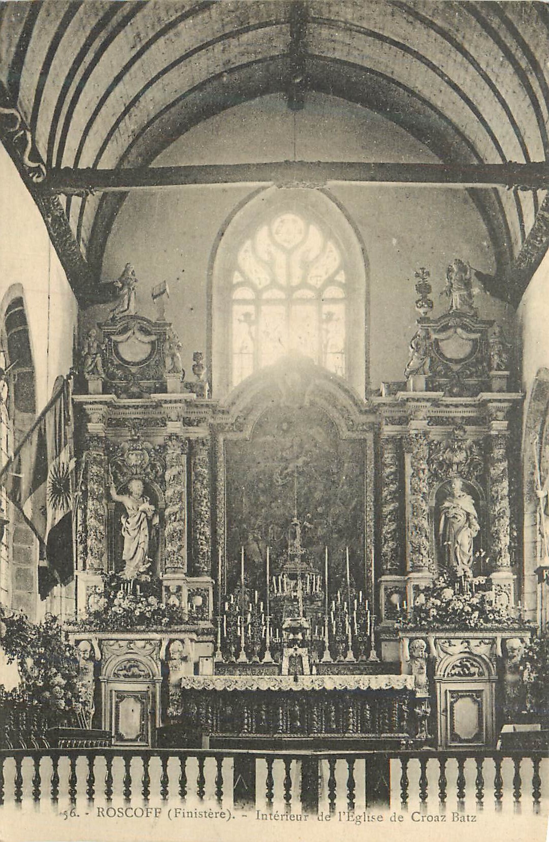CPA Roscoff (Finistere) Interieur de l'Eglise de Croaz Batz