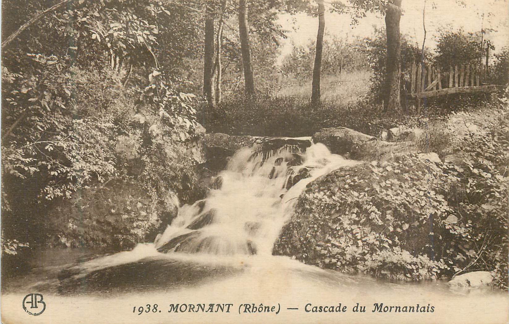 CPA Mornant (Rhone) Cascade du Mornantais
