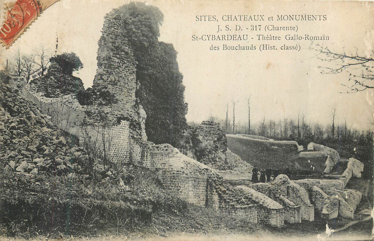 CPA St Cybardeau Theatre Gallo Romain des Bouchauds (Hst Classe) Sites Chateaux et Monuments (Charente)