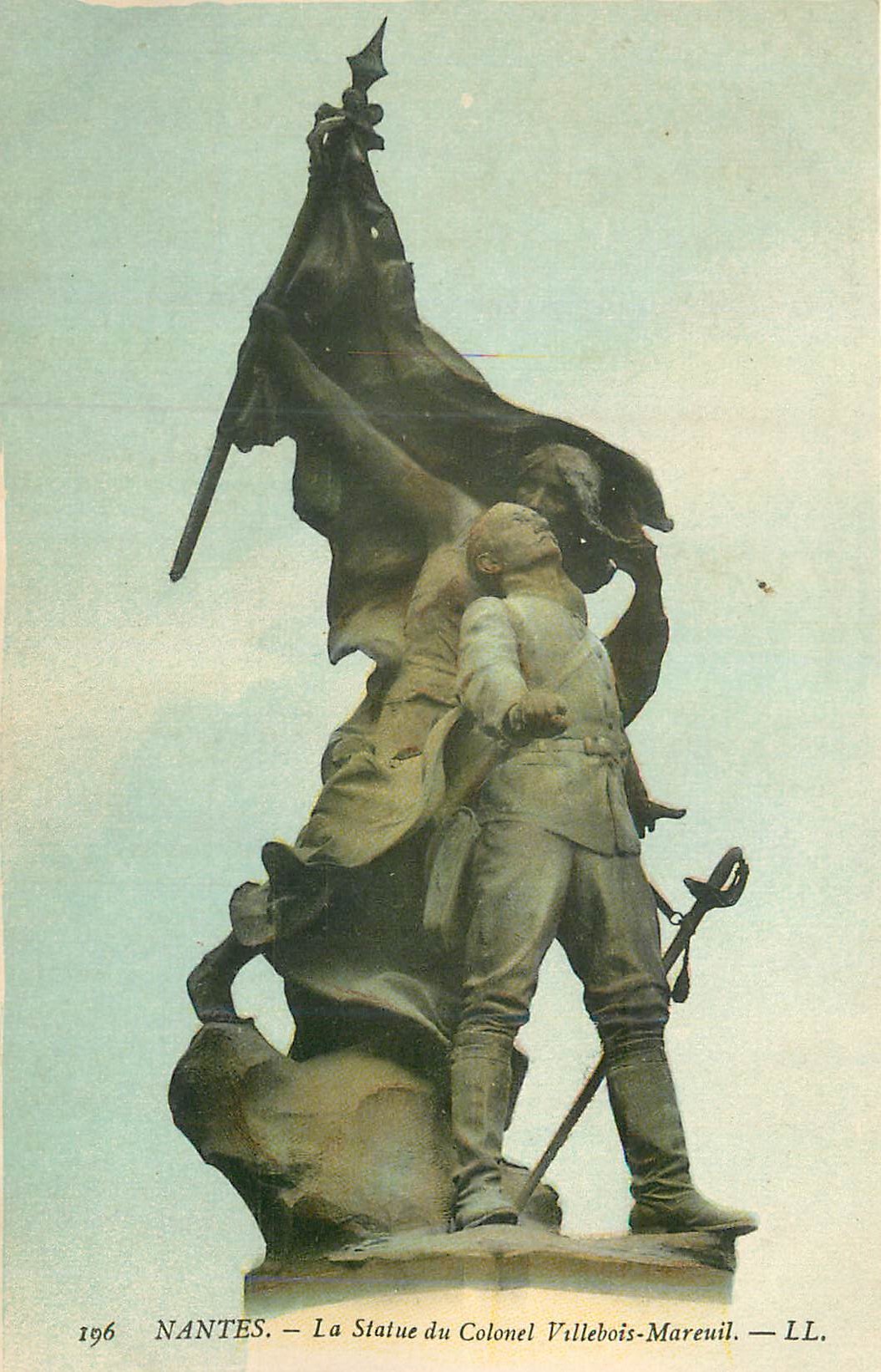 CPA Nantes La Statue du Colonel Villebois Mareuil