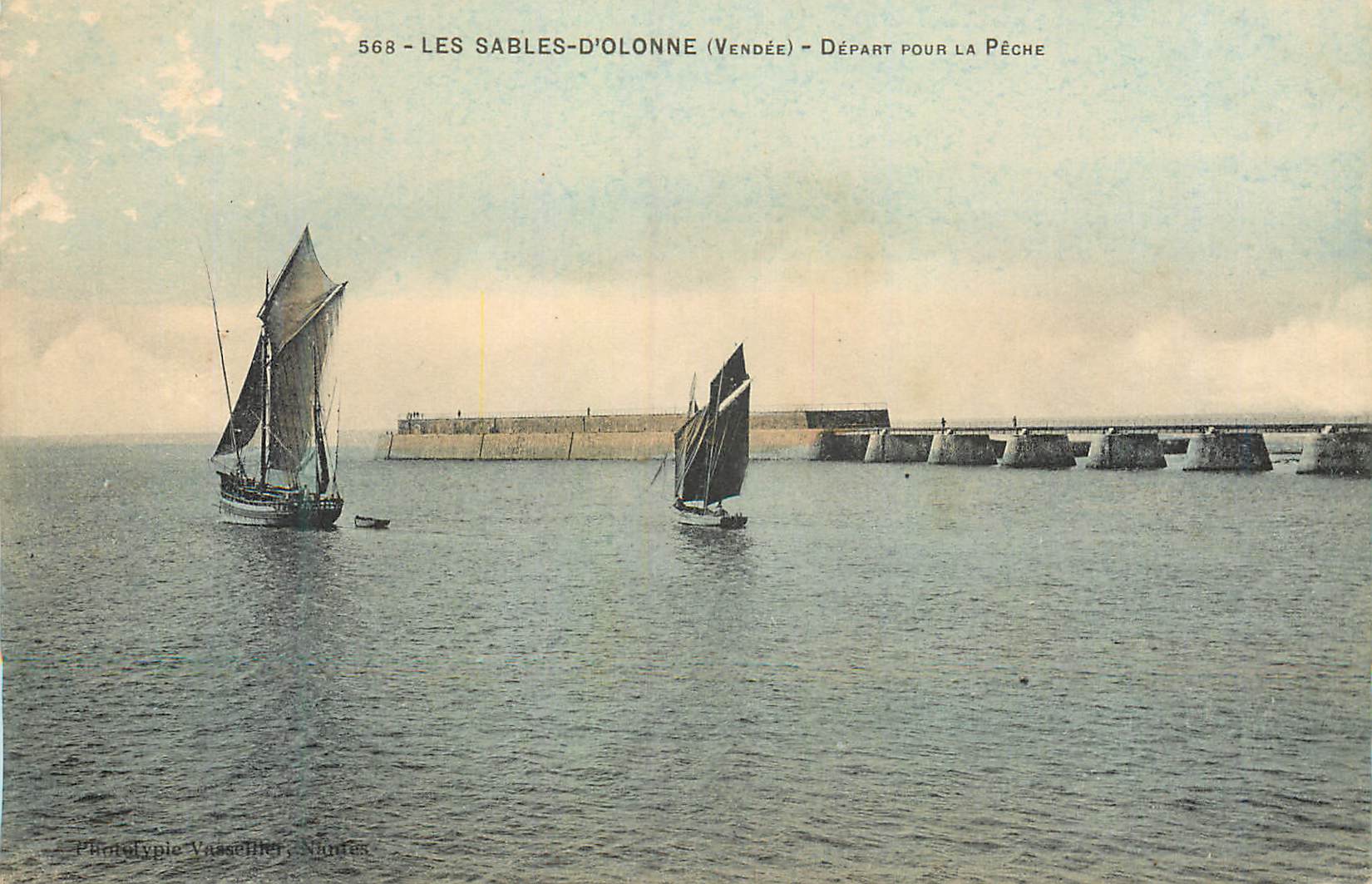 Les Sables-d'Olonne (Vendée) — Départ pour la pêche — Phototypie Vaasseffer, Nantes, n° 568