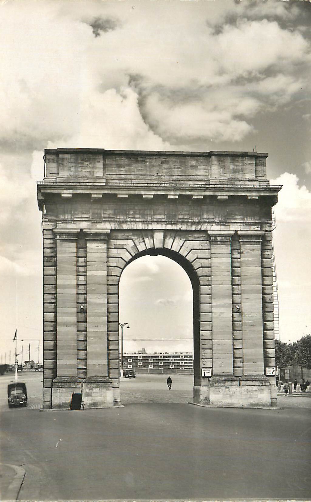 CPM Bordeaux Porte des Salinieres