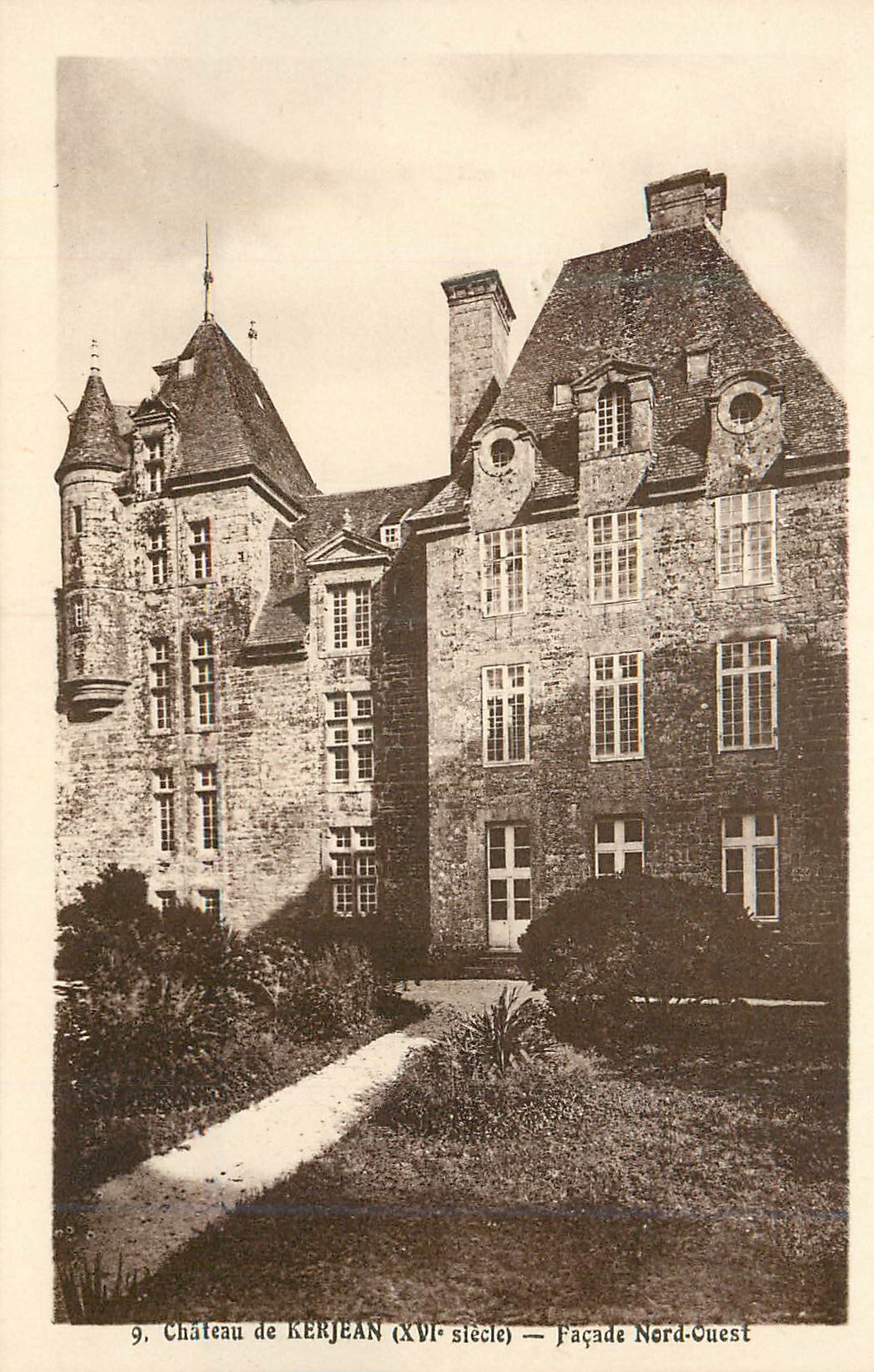 Château de KERJEAN (XVIe siècle) — Façade Nord-Ouest