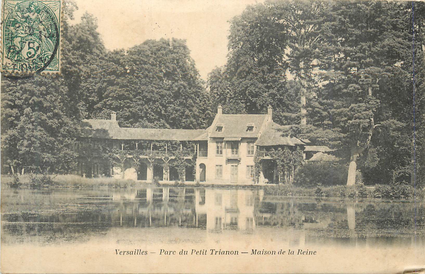 CPA Versailles Parc du Petit Trianon Maison de la Reine
