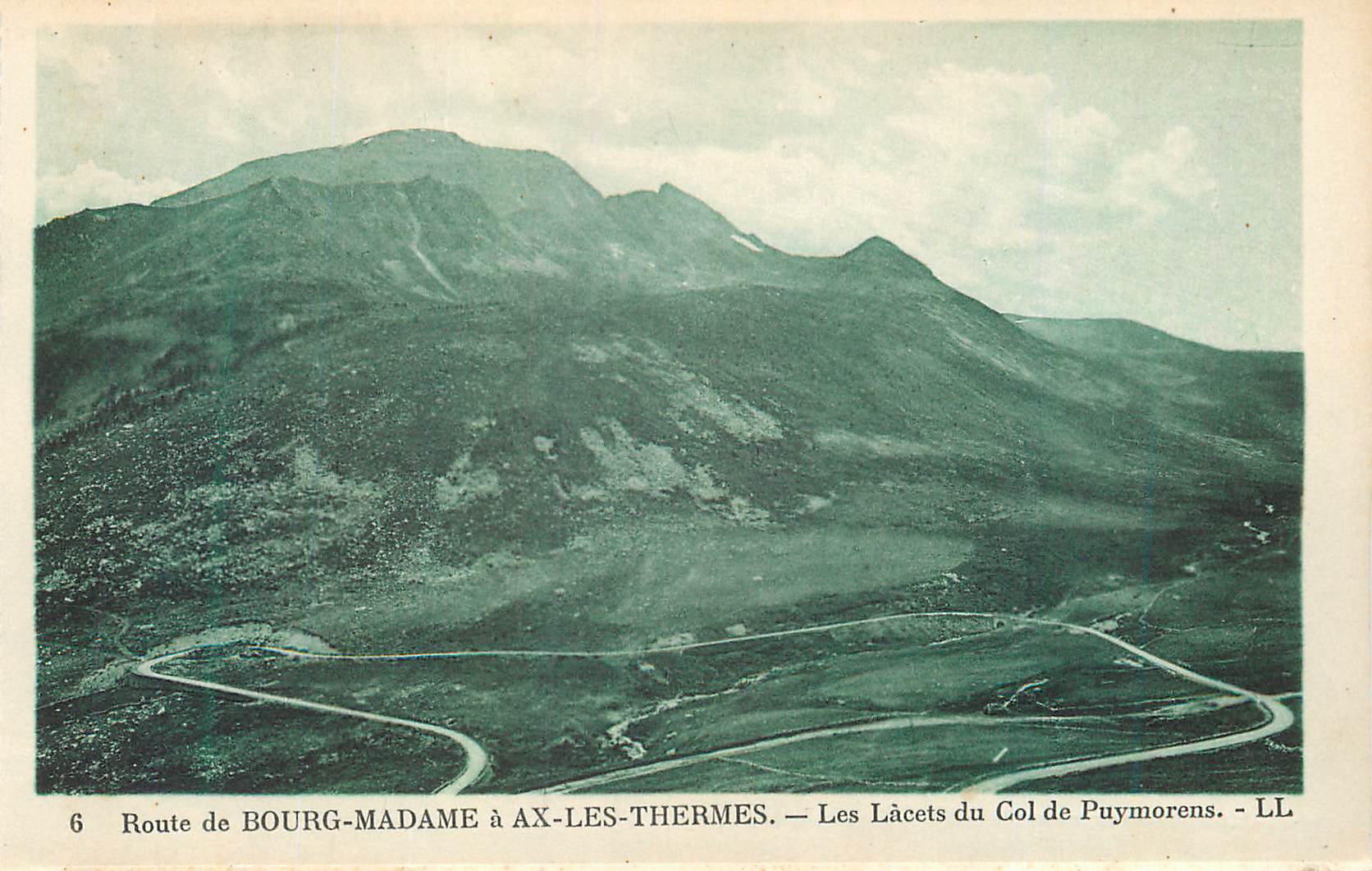 CPA Route de Bourg Madame a Ax les Thermes