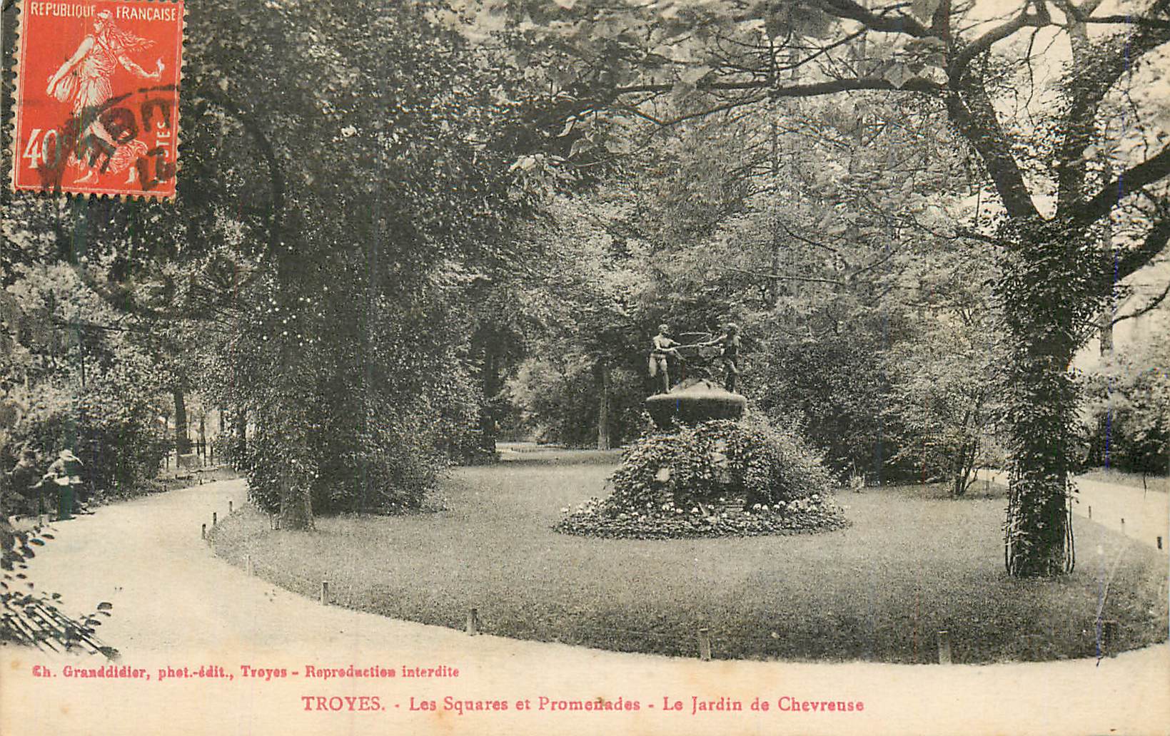 Troyes - Les Squares et Promenades - Le Jardin de Chevreuse — Ch. Granddidier, phot.-édit., Troyes