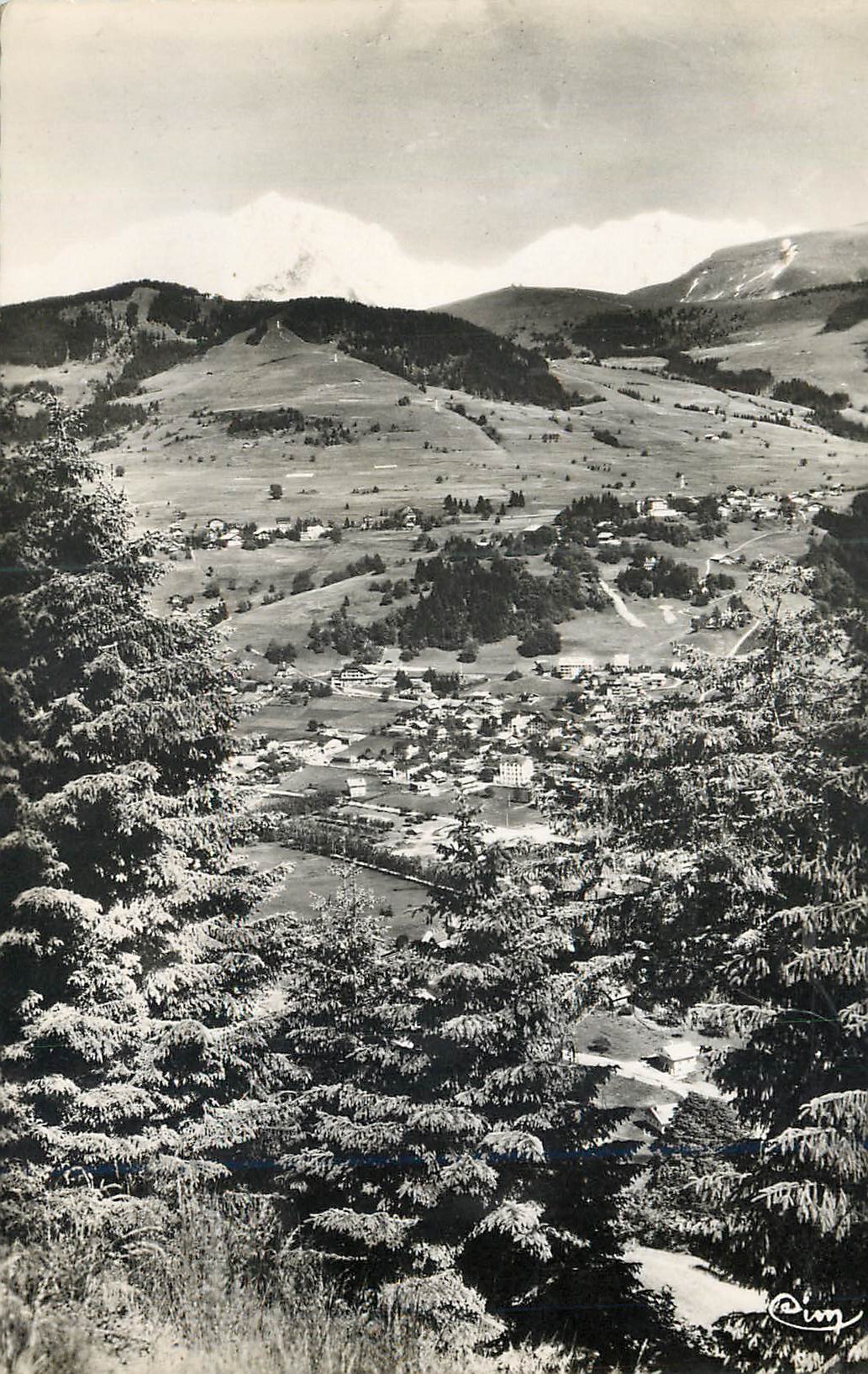 Vue panoramique de Sainte-Foy-Tarentaise — éditeur Piry, n° de série non visible