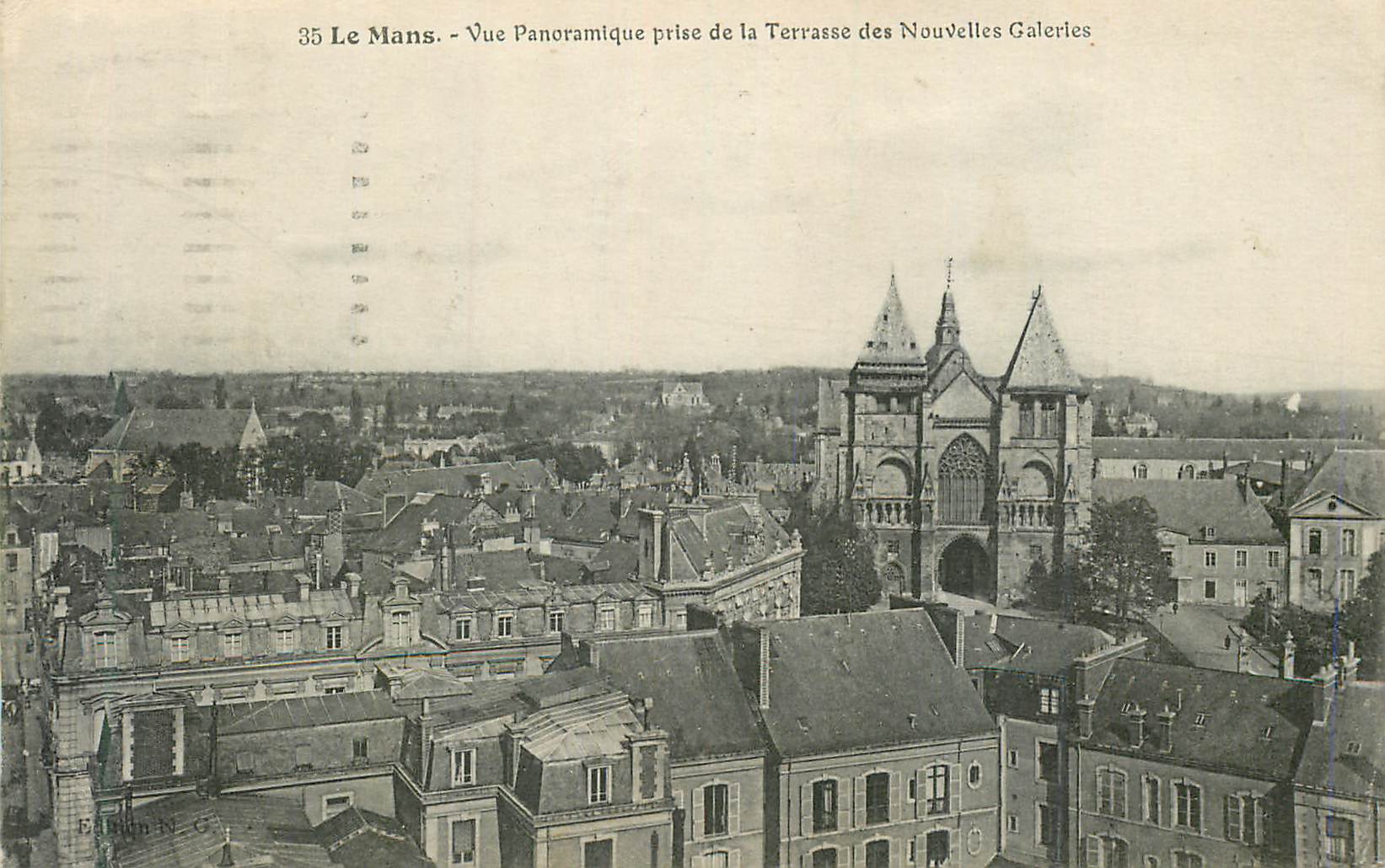 CPA Le Mans Vue Panoramique prise de la Terrasse des Nouvelles Galeries