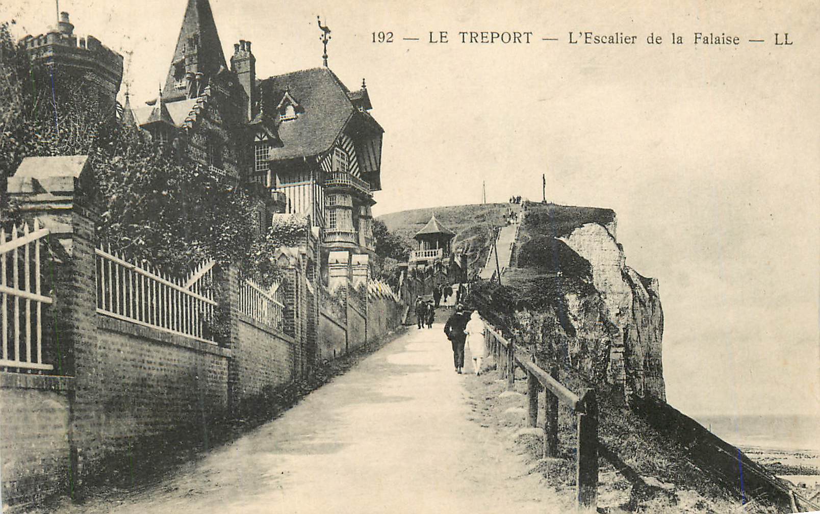 CPA Le Treport L'Escalier de la Falaise
