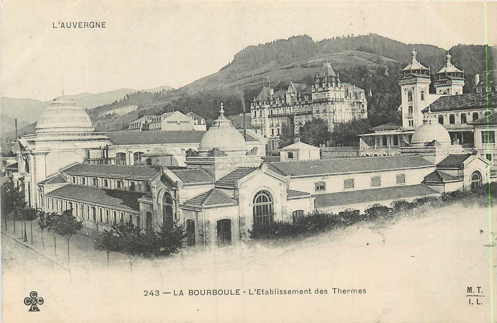 CPA La Bourboule L'Auvergne L'Etablissement des Thermes