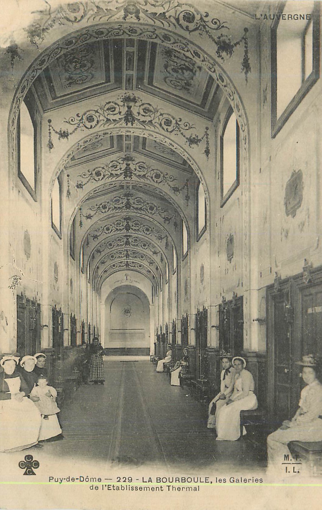 La Bourboule — Les Galeries de l'Établissement Thermal — Puy-de-Dôme — 229 — L'Auvergne