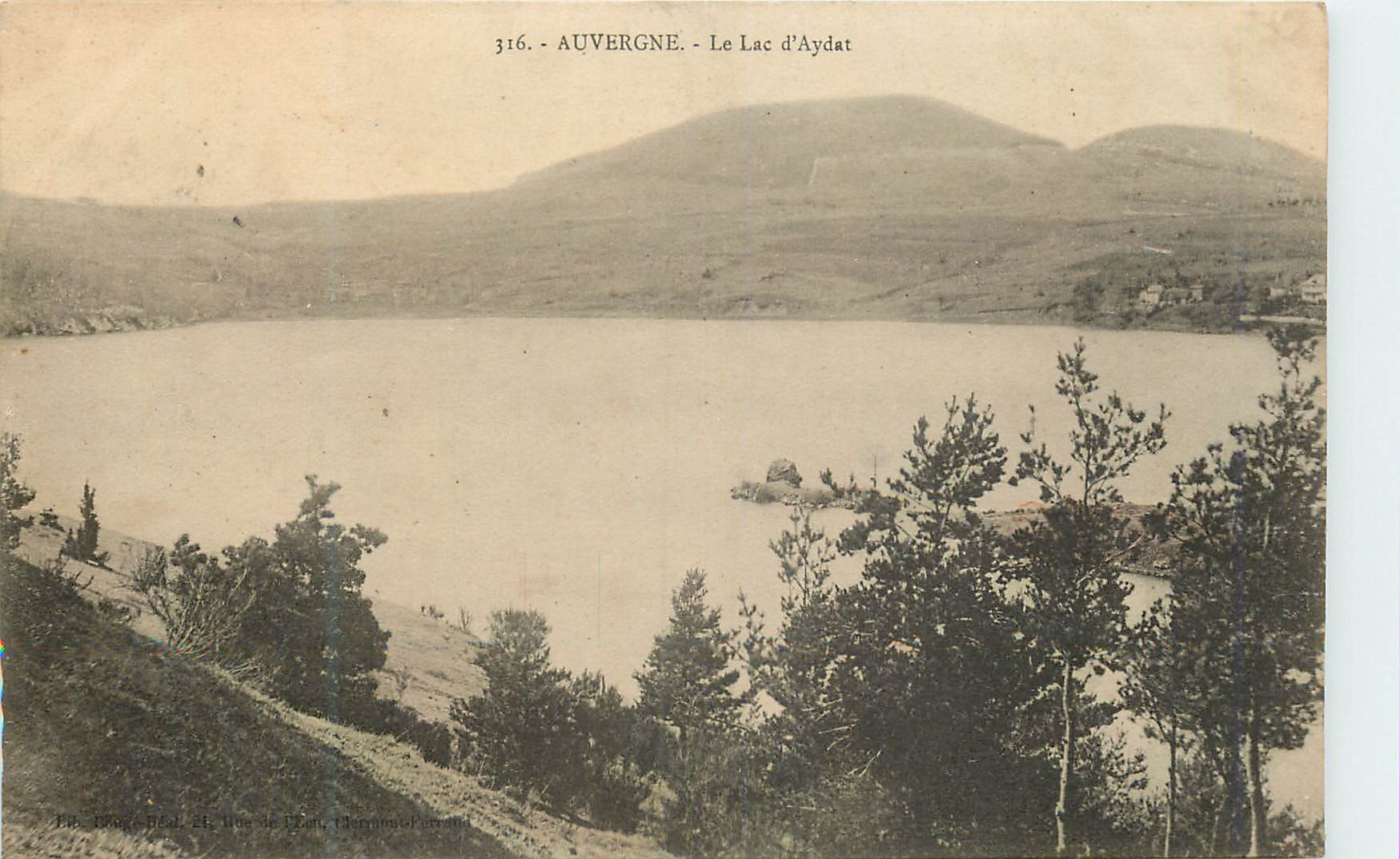 CPA Auvergne Le Lac d'Aydat
