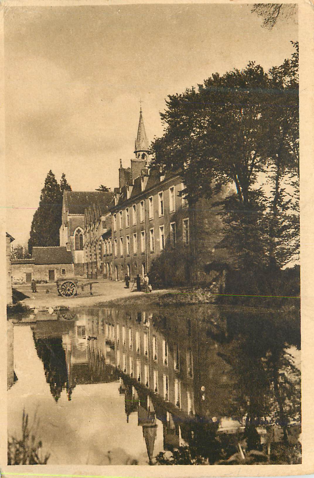 CPA Le Rancher Teloche Chapelle et Infirmerie