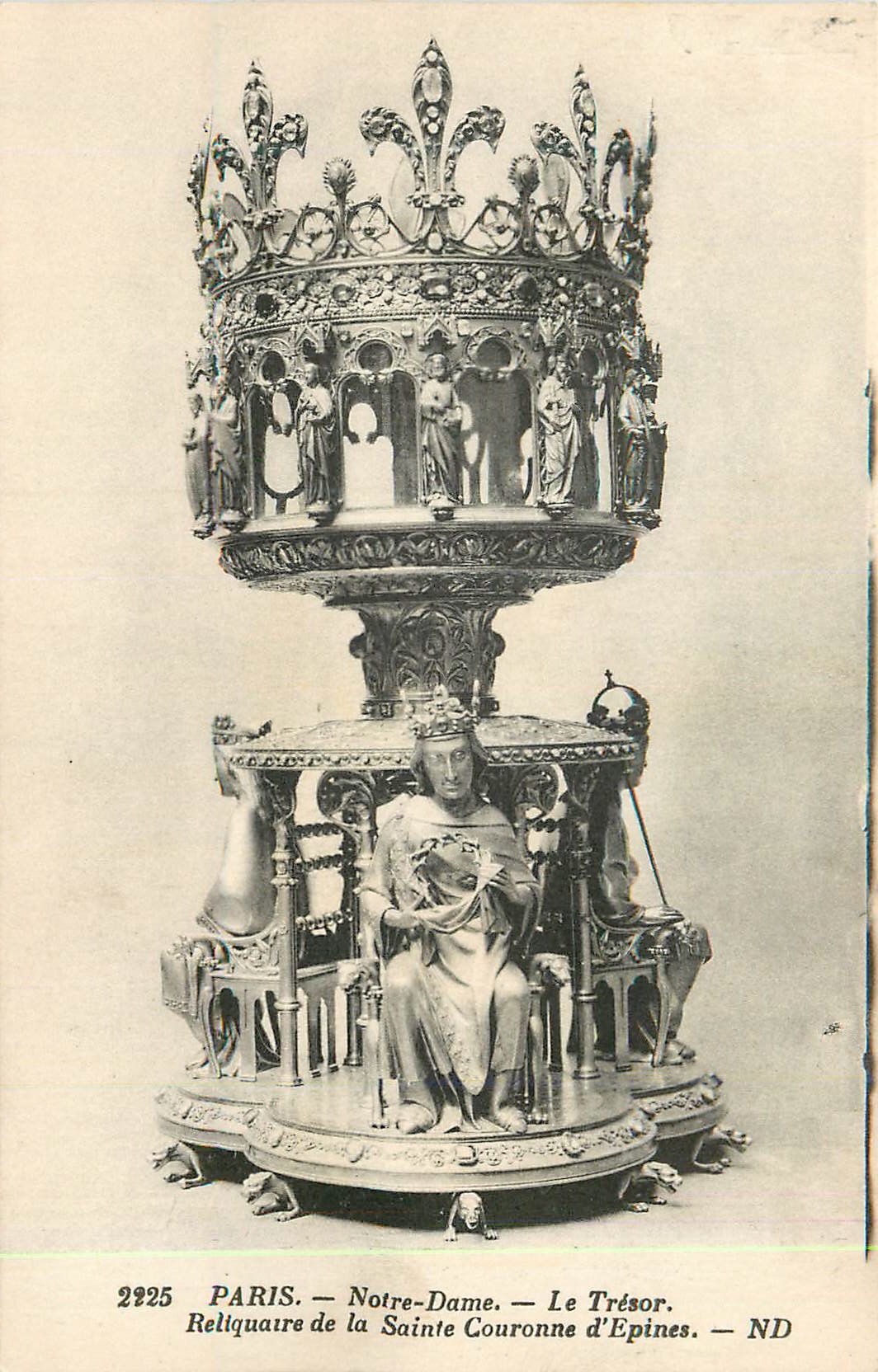 CPA Paris Notre Dame Le Tresor Reliquaire de la Sainte Couronne d'Epines