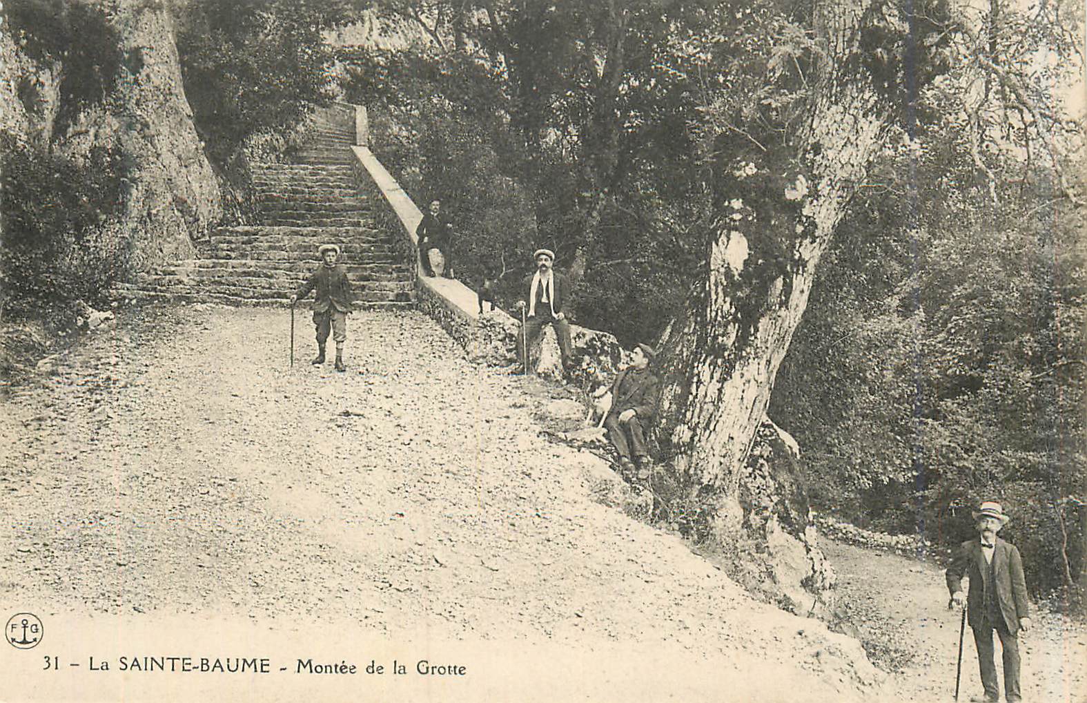 CPA La Sainte Baume Montee de la Grotte