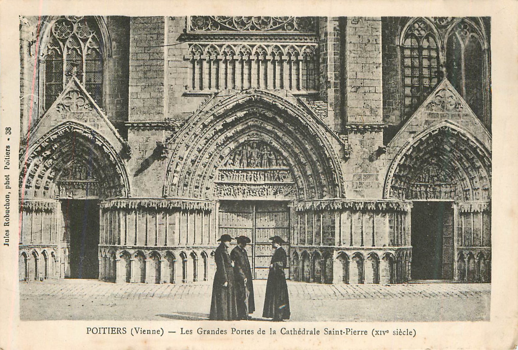Poitiers (Vienne) — Les Grandes Portes de la Cathédrale Saint-Pierre (xivᵉ siècle) — Jules Robuchon, phot. Poitiers - 38