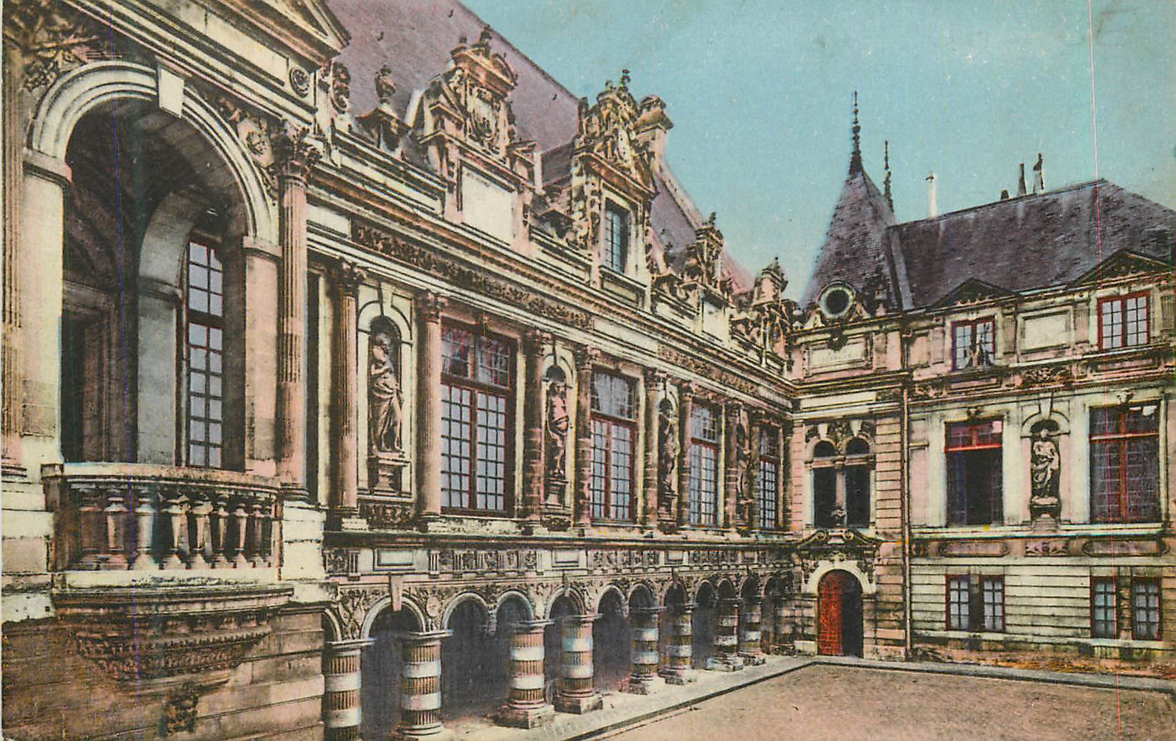 Cour intérieure du château de Vincennes — vue architecturale — éditeur non identifiable