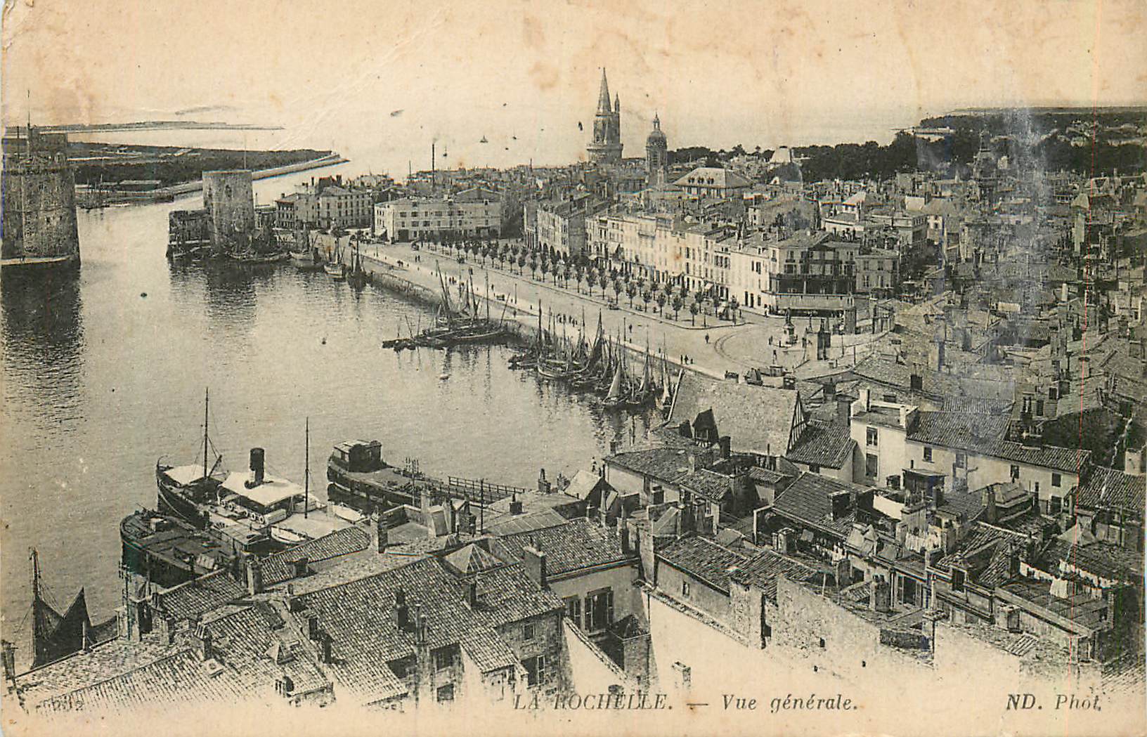 CPA La Rochelle Vue Generale