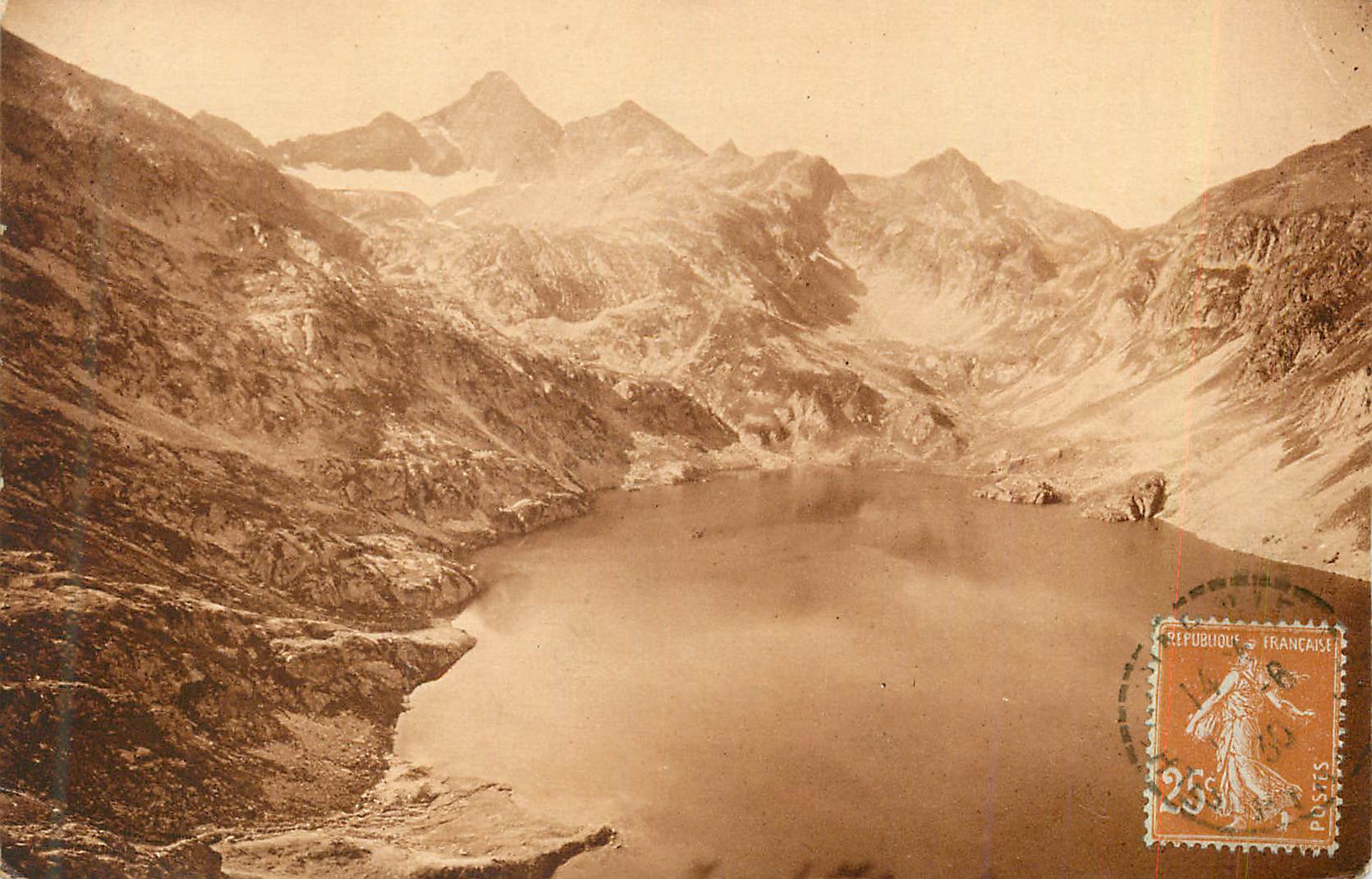 Lac d'Étang de la Vanoise — vue panoramique — République Française